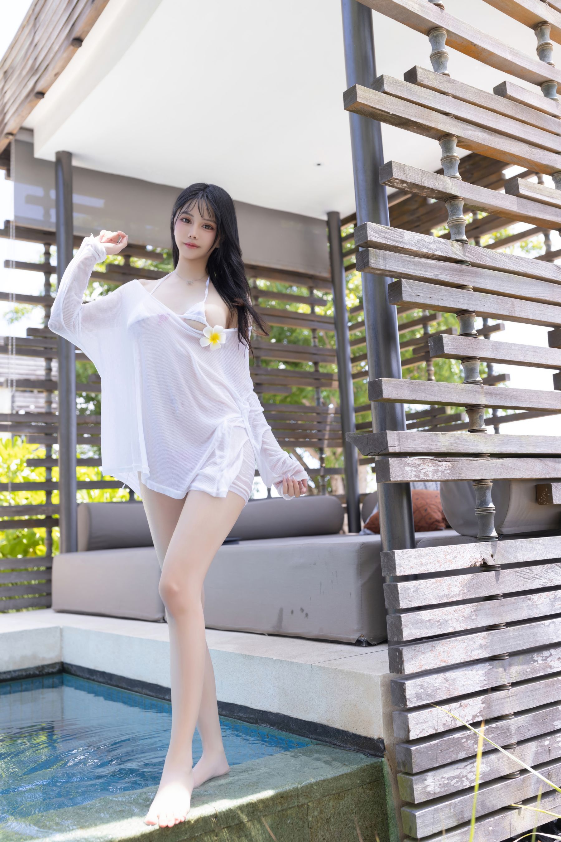 谢小蒽 白色泳装写真/(101P)