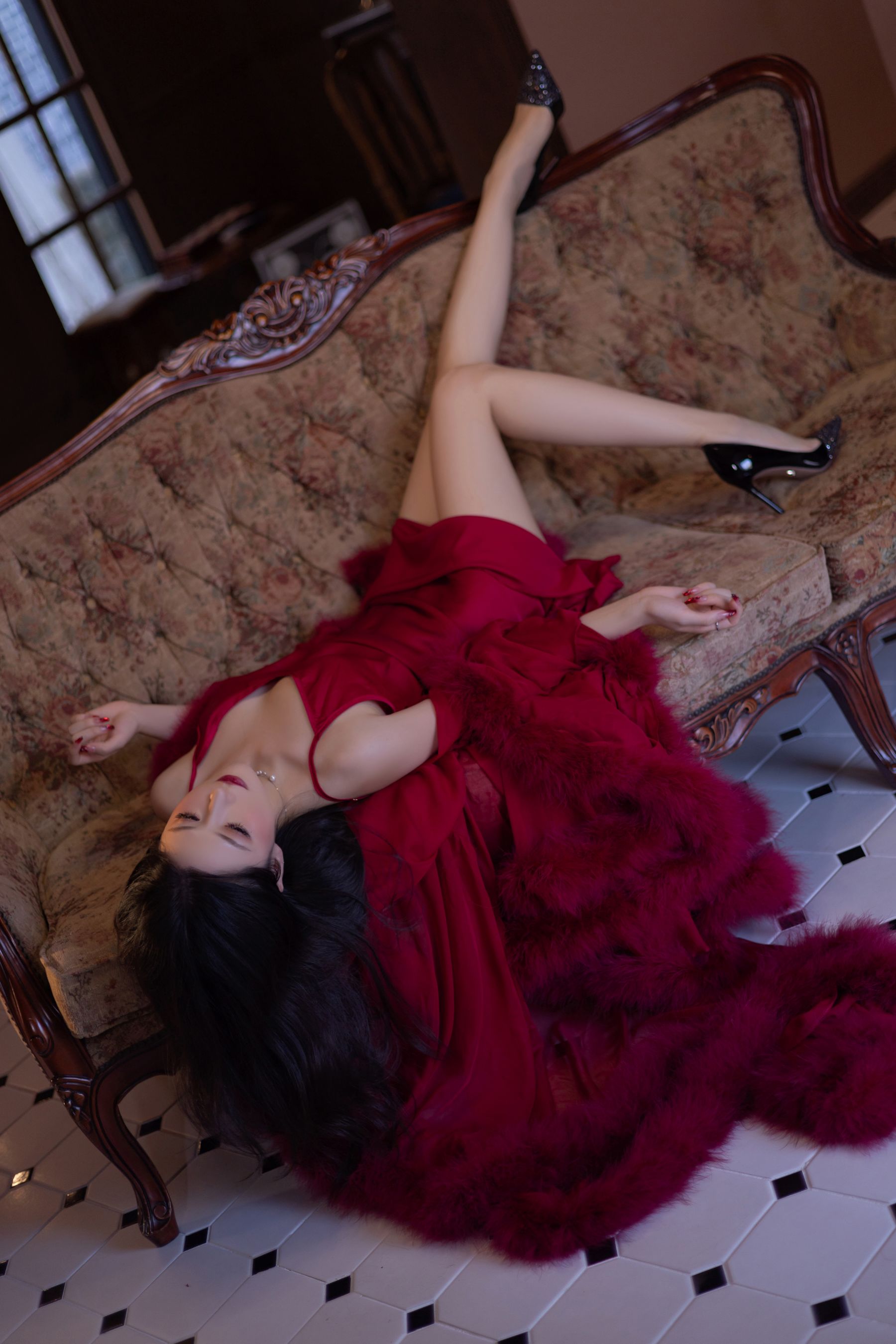 鱼子酱 - 似火柔情/(120P)