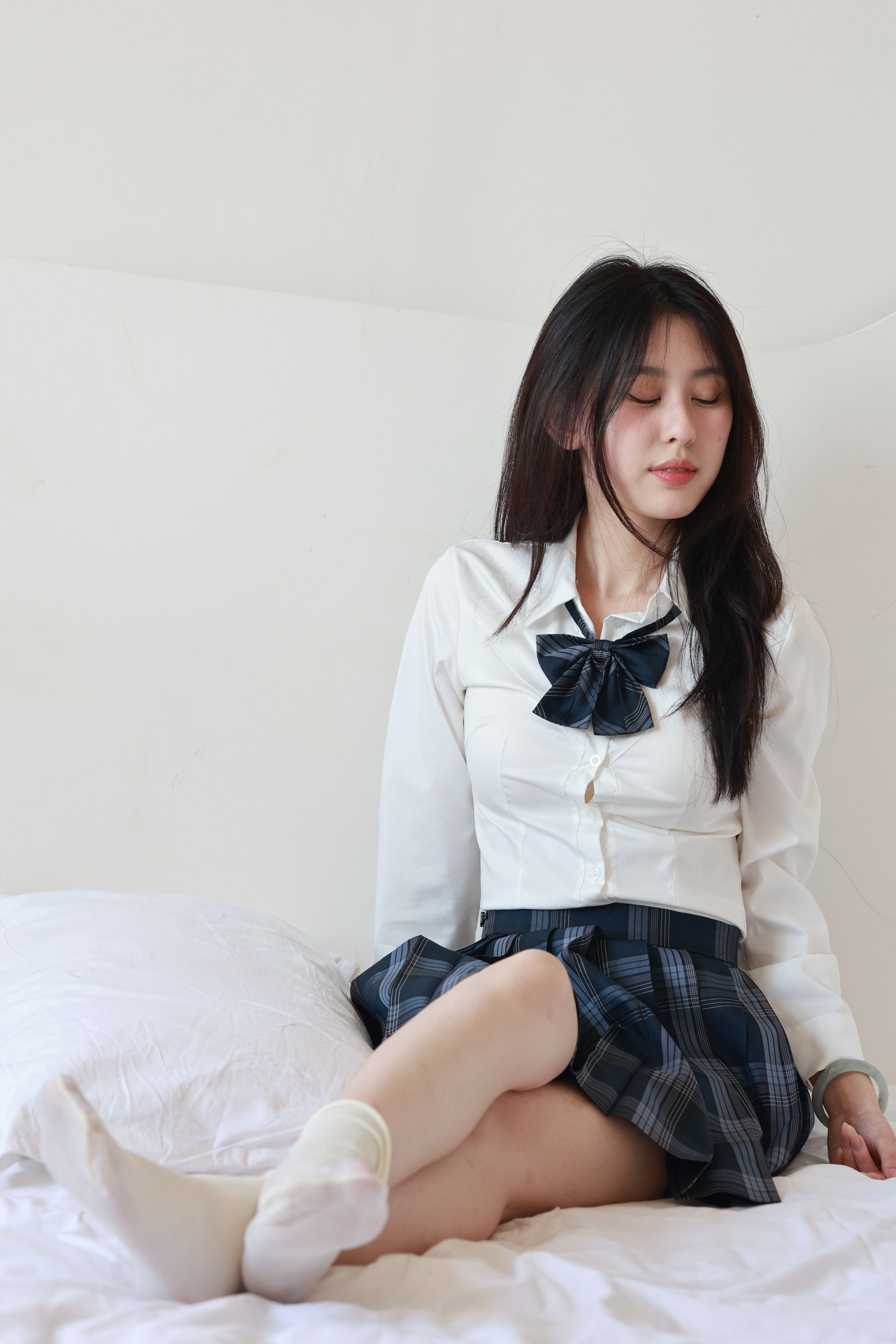 绮梦摄影 2024.09.06 No.018 yaya 珍藏无修无水印版/(677P)