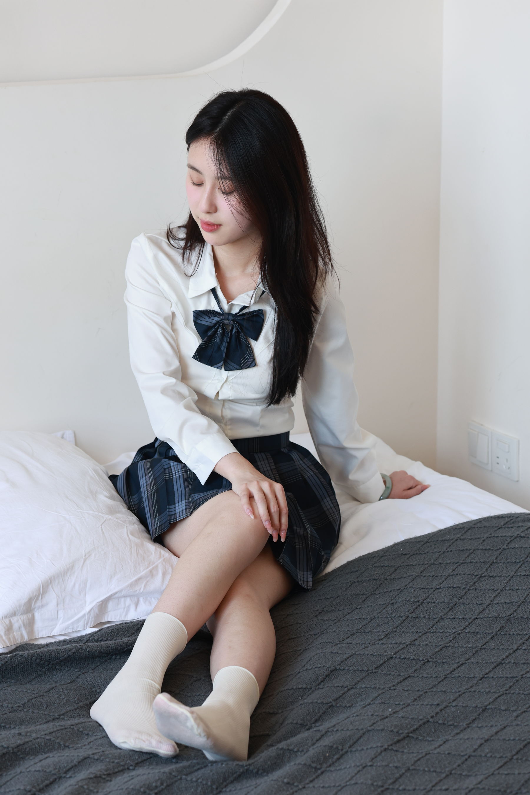 绮梦摄影 2024.09.06 No.018 yaya 珍藏无修无水印版/(677P)