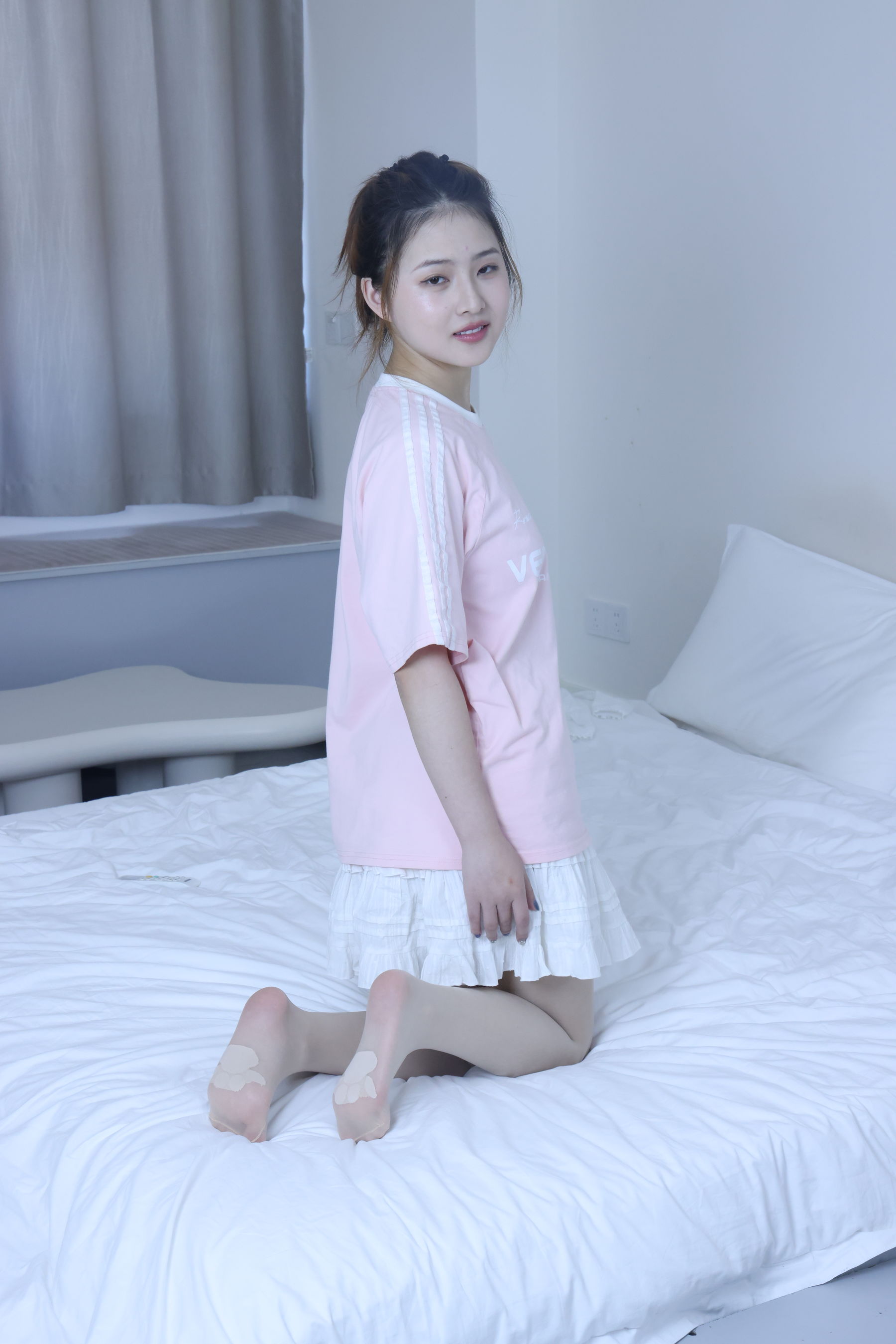 绮梦摄影 2024.09.05 No.017 露露 珍藏无修无水印版/(1150P)