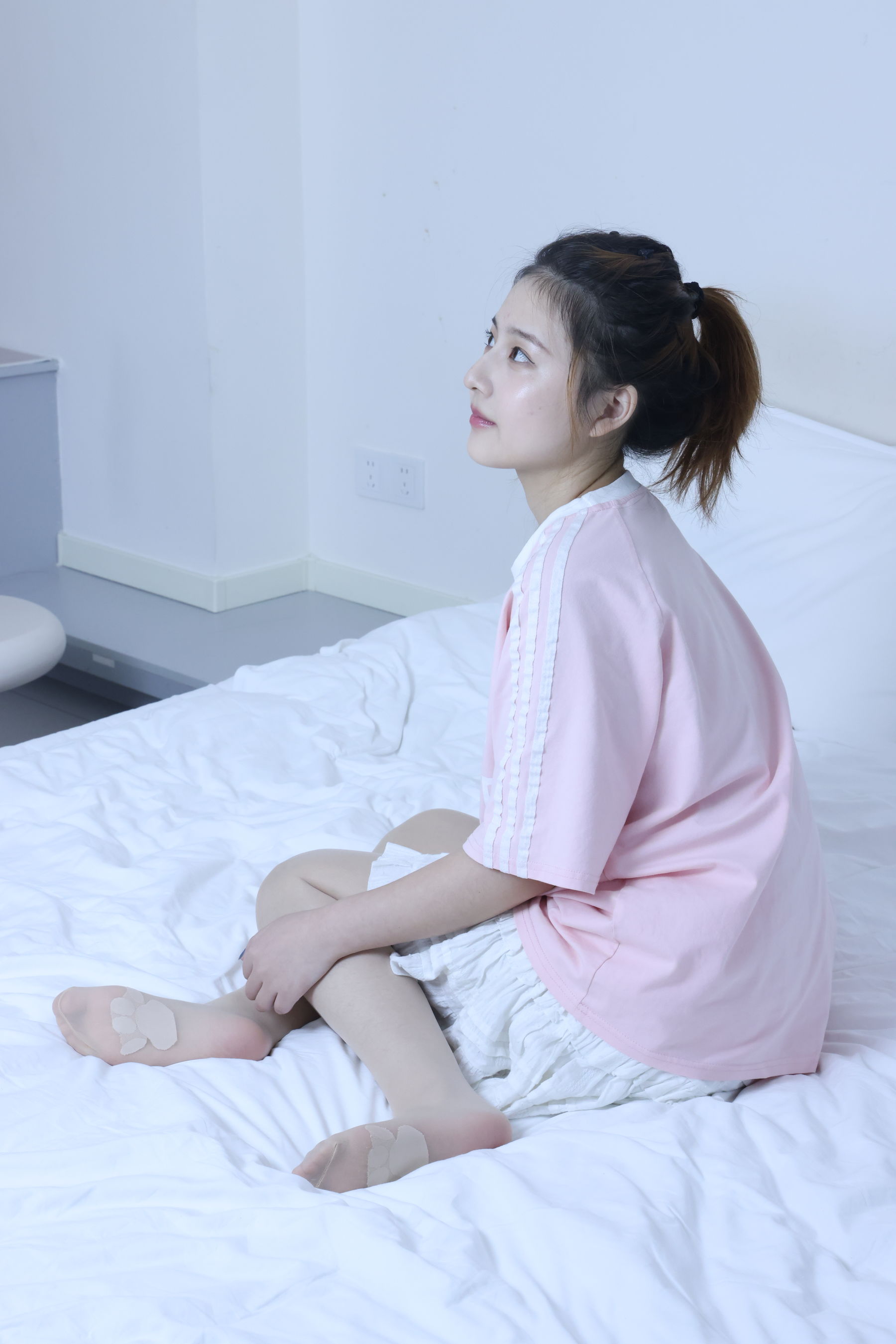 绮梦摄影 2024.09.05 No.017 露露 珍藏无修无水印版/(1150P)