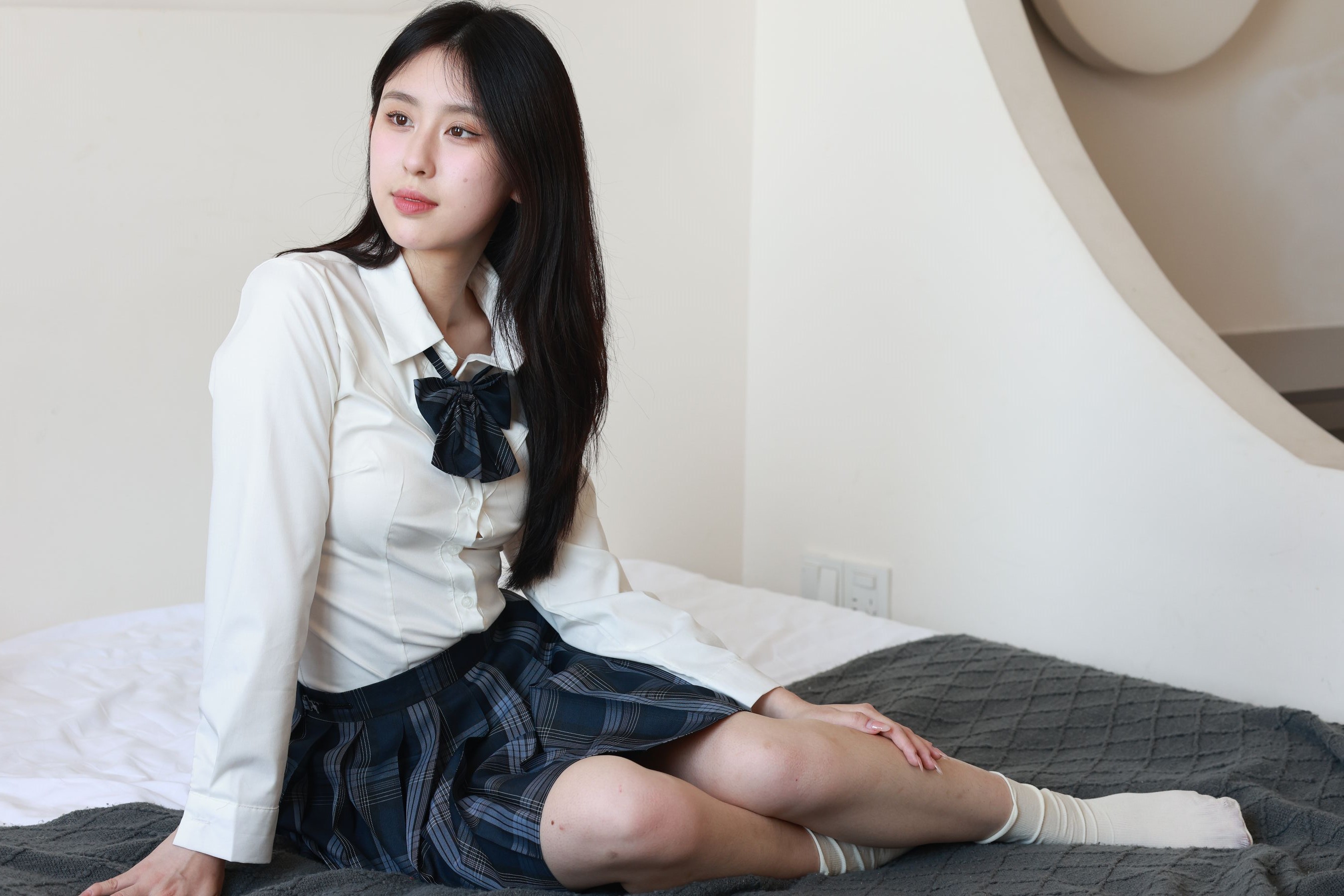 绮梦摄影 2024.09.06 No.018 yaya 珍藏无修无水印版/(677P)