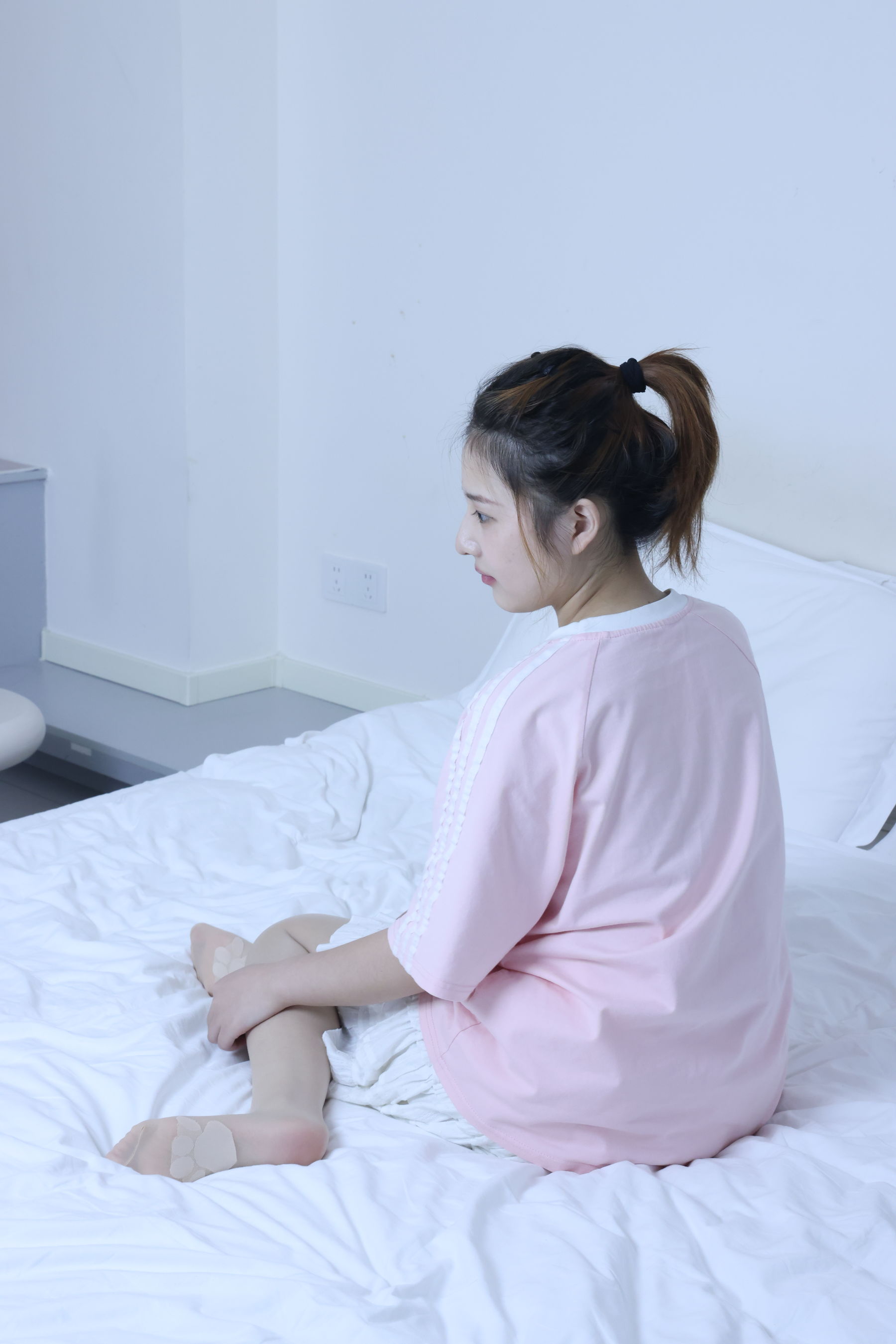 绮梦摄影 2024.09.05 No.017 露露 珍藏无修无水印版/(1150P)