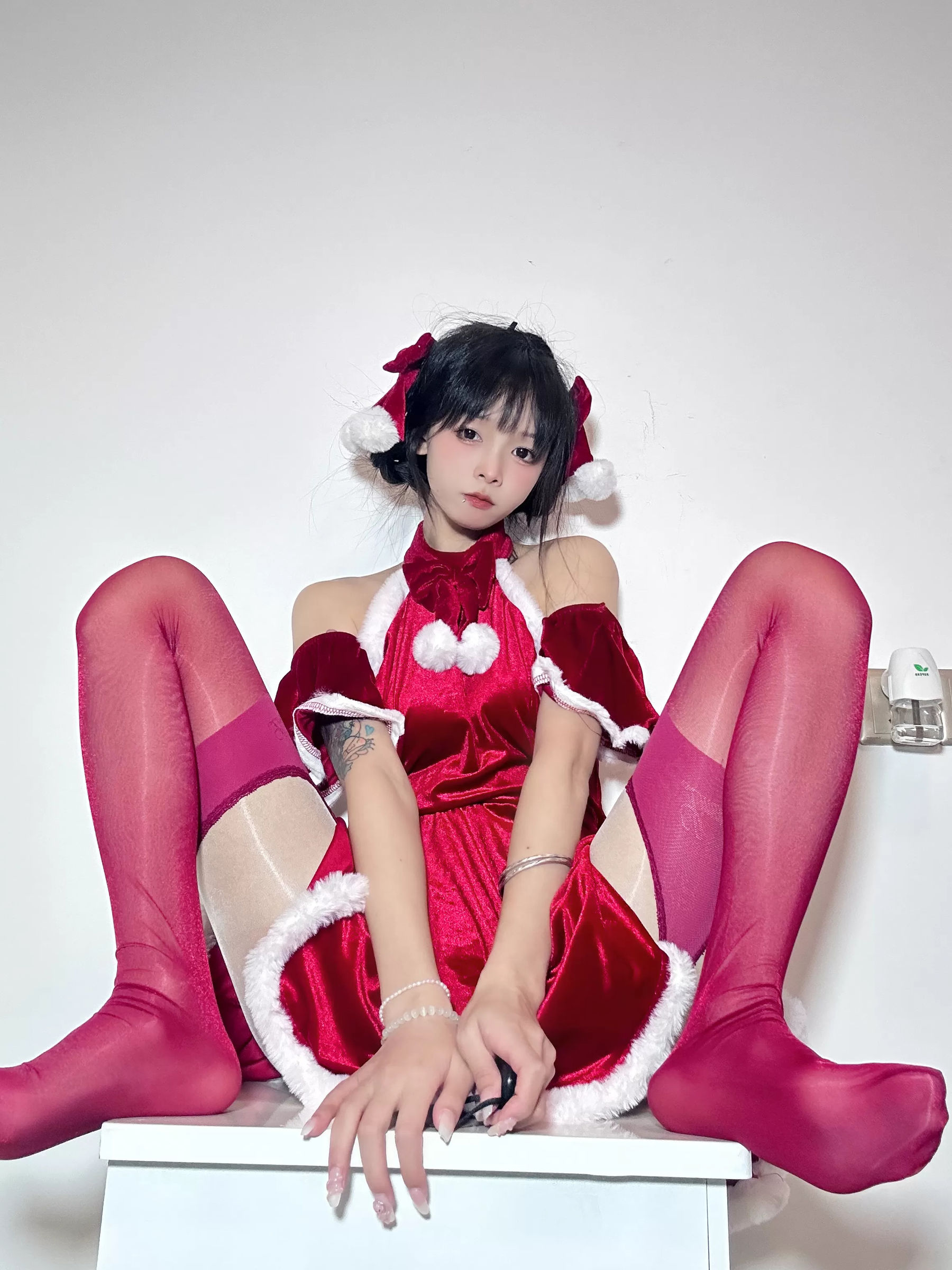 聂傲娇 - 圣诞红色魅惑/(20P)