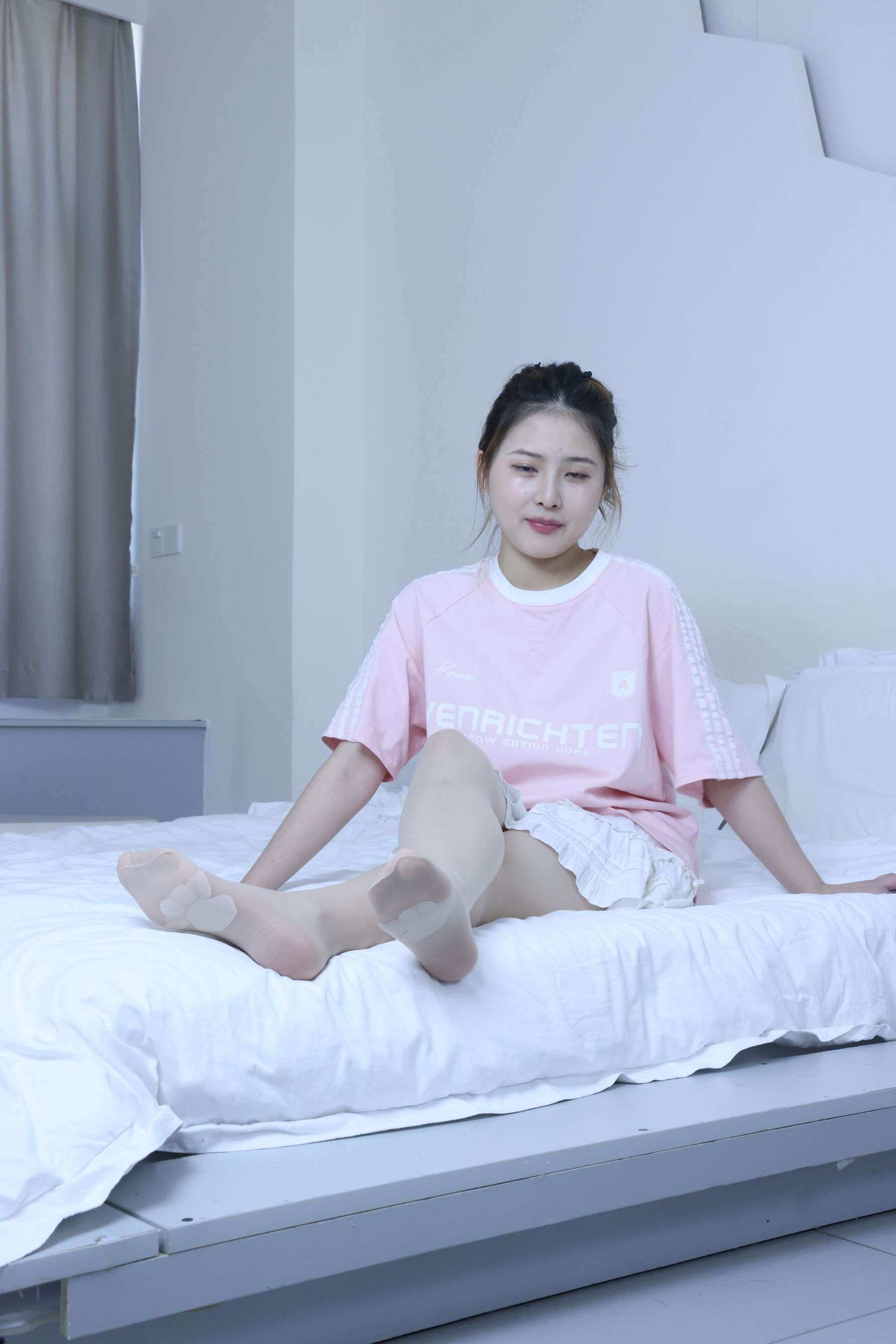 绮梦摄影 2024.09.05 No.017 露露 珍藏无修无水印版/(1150P)