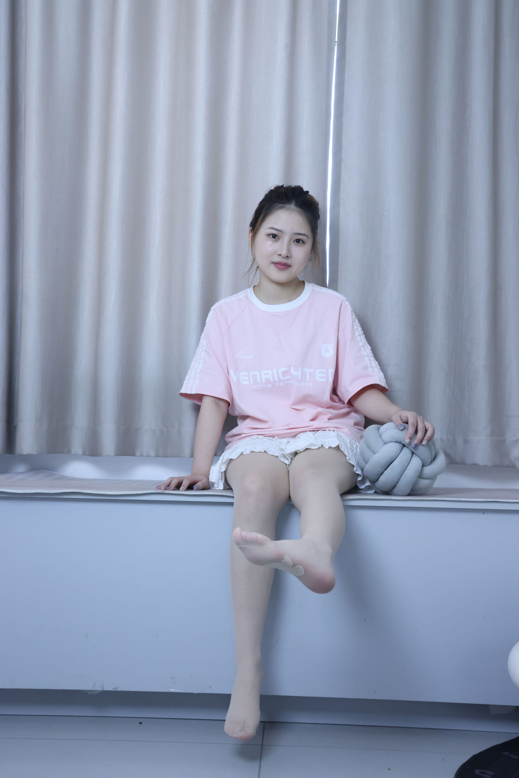 绮梦摄影 2024.09.05 No.017 露露 珍藏无修无水印版/(1150P)