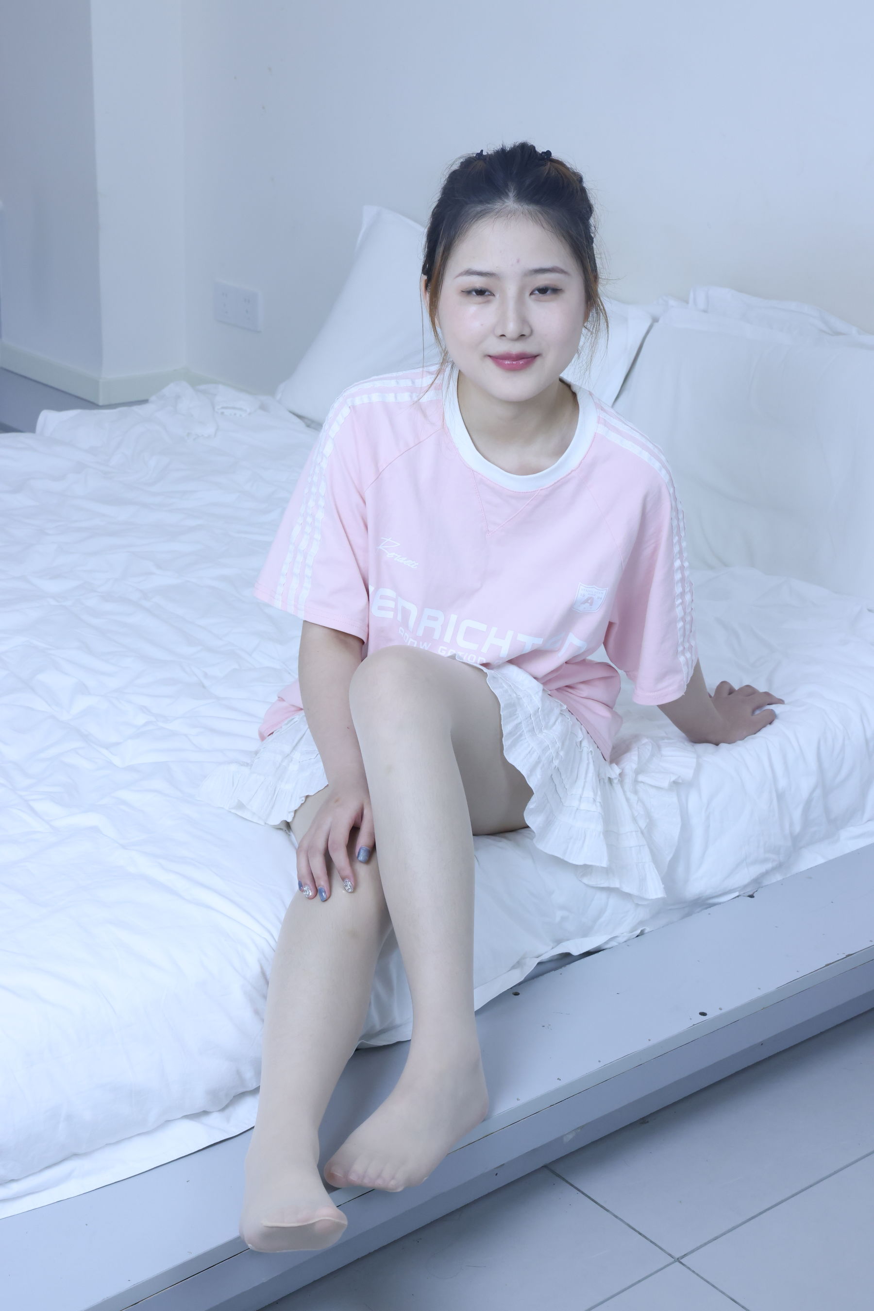 绮梦摄影 2024.09.05 No.017 露露 珍藏无修无水印版/(1150P)