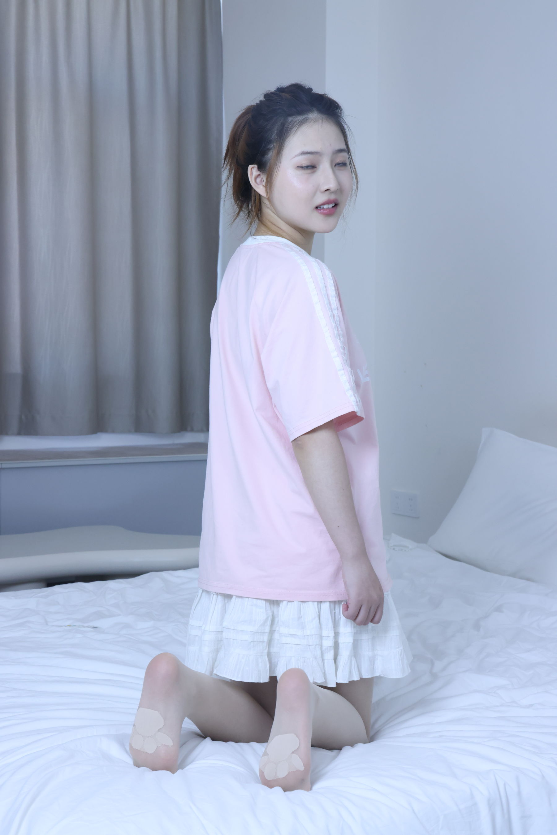 绮梦摄影 2024.09.05 No.017 露露 珍藏无修无水印版/(1150P)