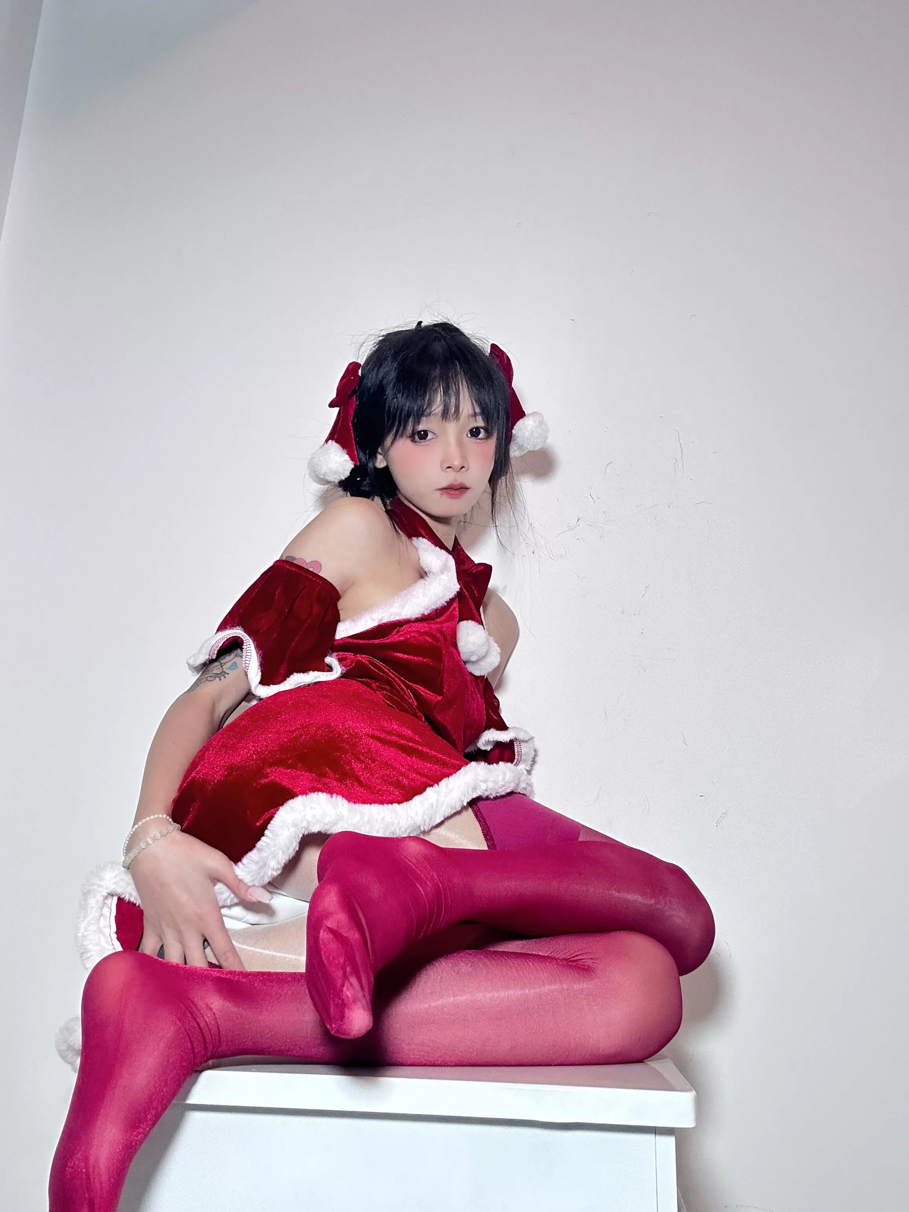 聂傲娇 - 圣诞红色魅惑/(20P)