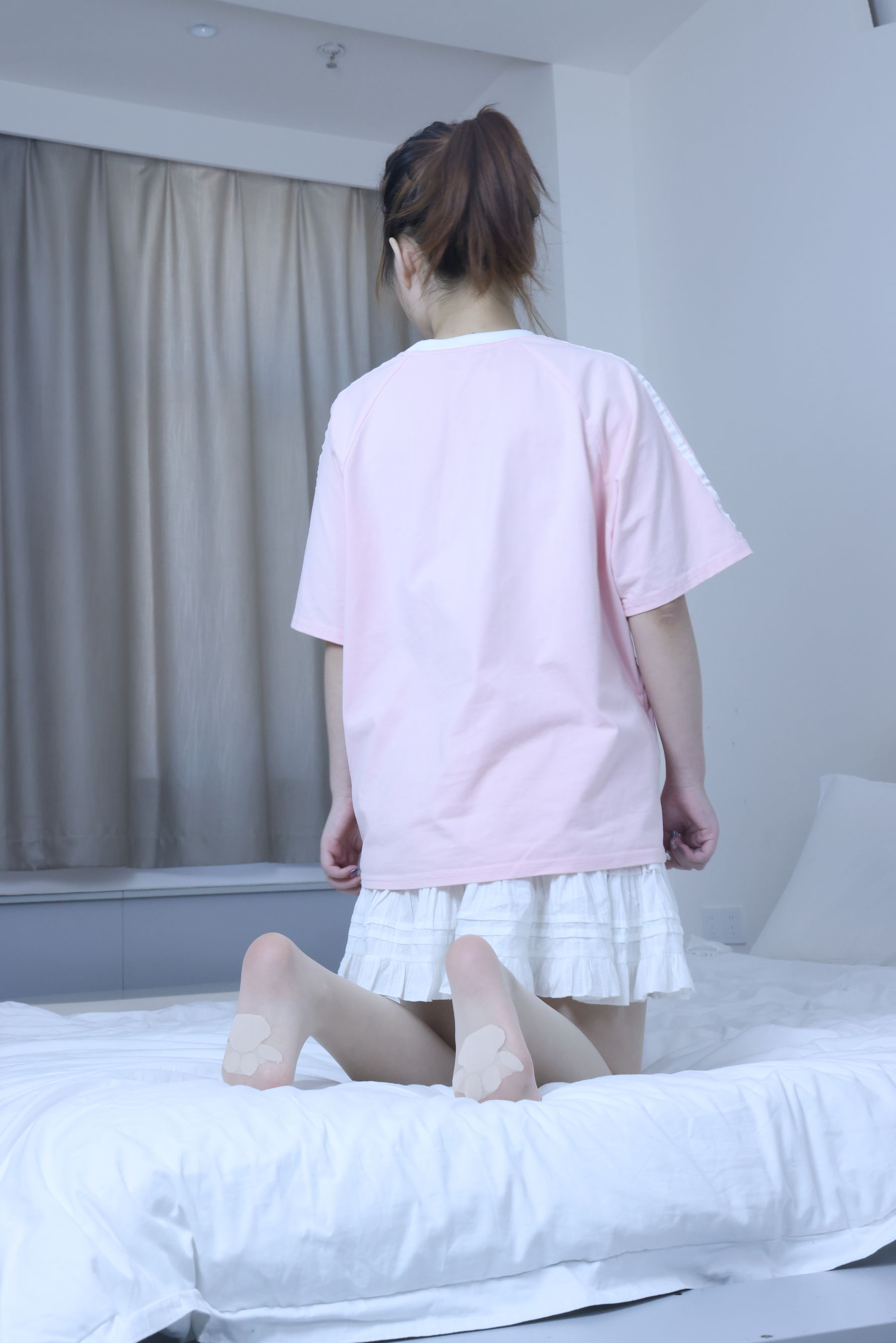 绮梦摄影 2024.09.05 No.017 露露 珍藏无修无水印版/(1150P)