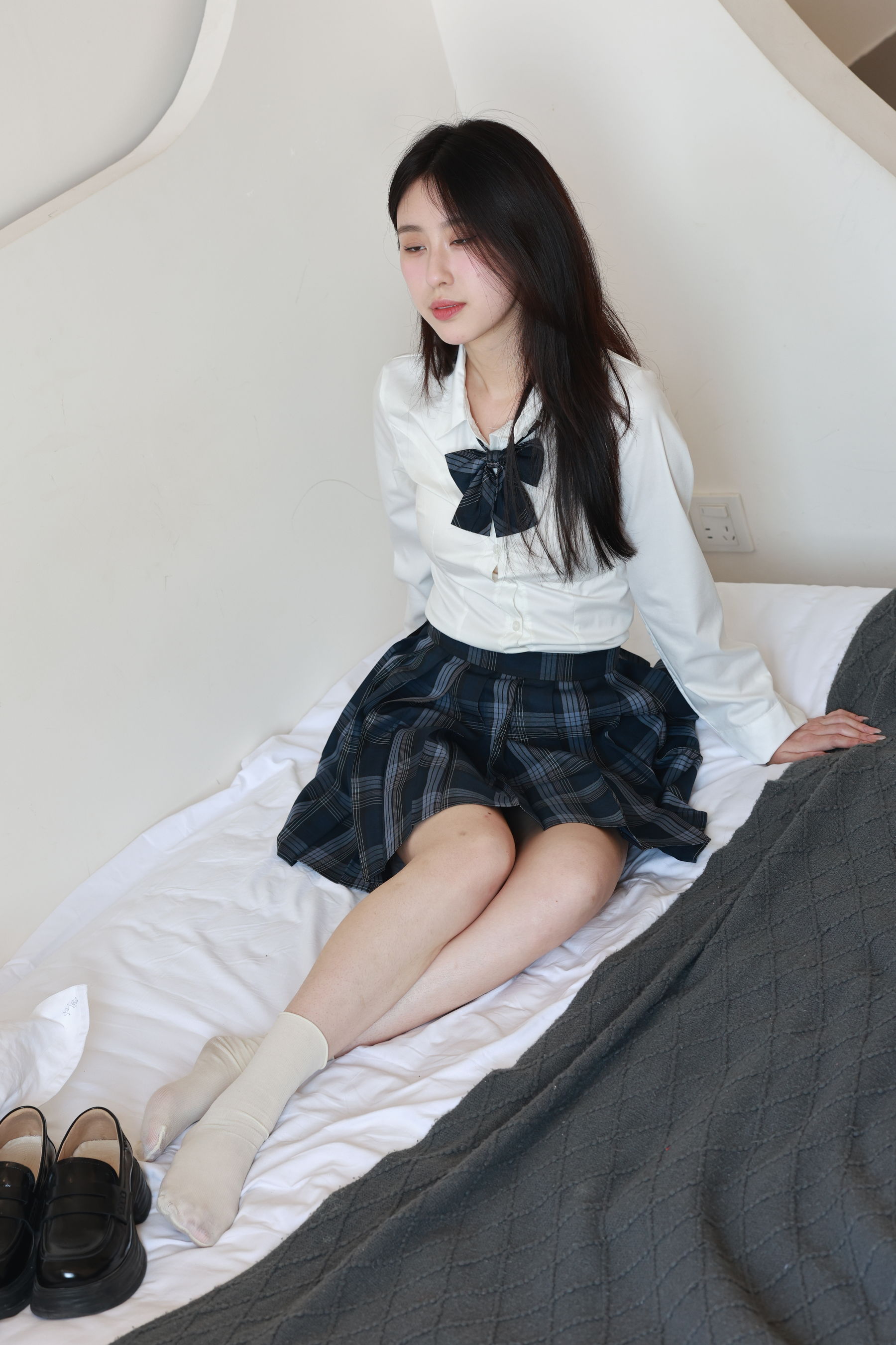 绮梦摄影 2024.09.06 No.018 yaya 珍藏无修无水印版/(677P)