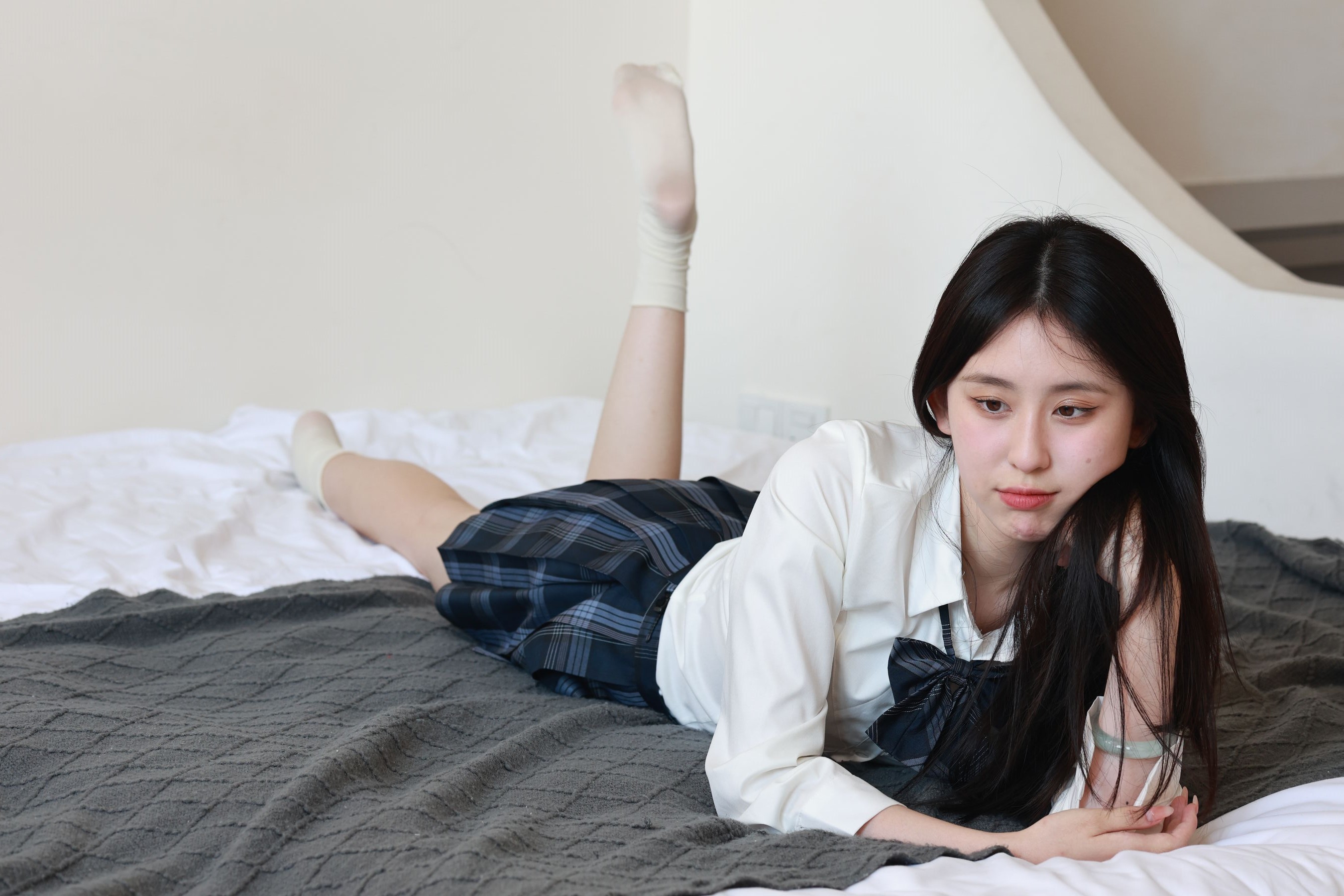 绮梦摄影 2024.09.06 No.018 yaya 珍藏无修无水印版/(677P)