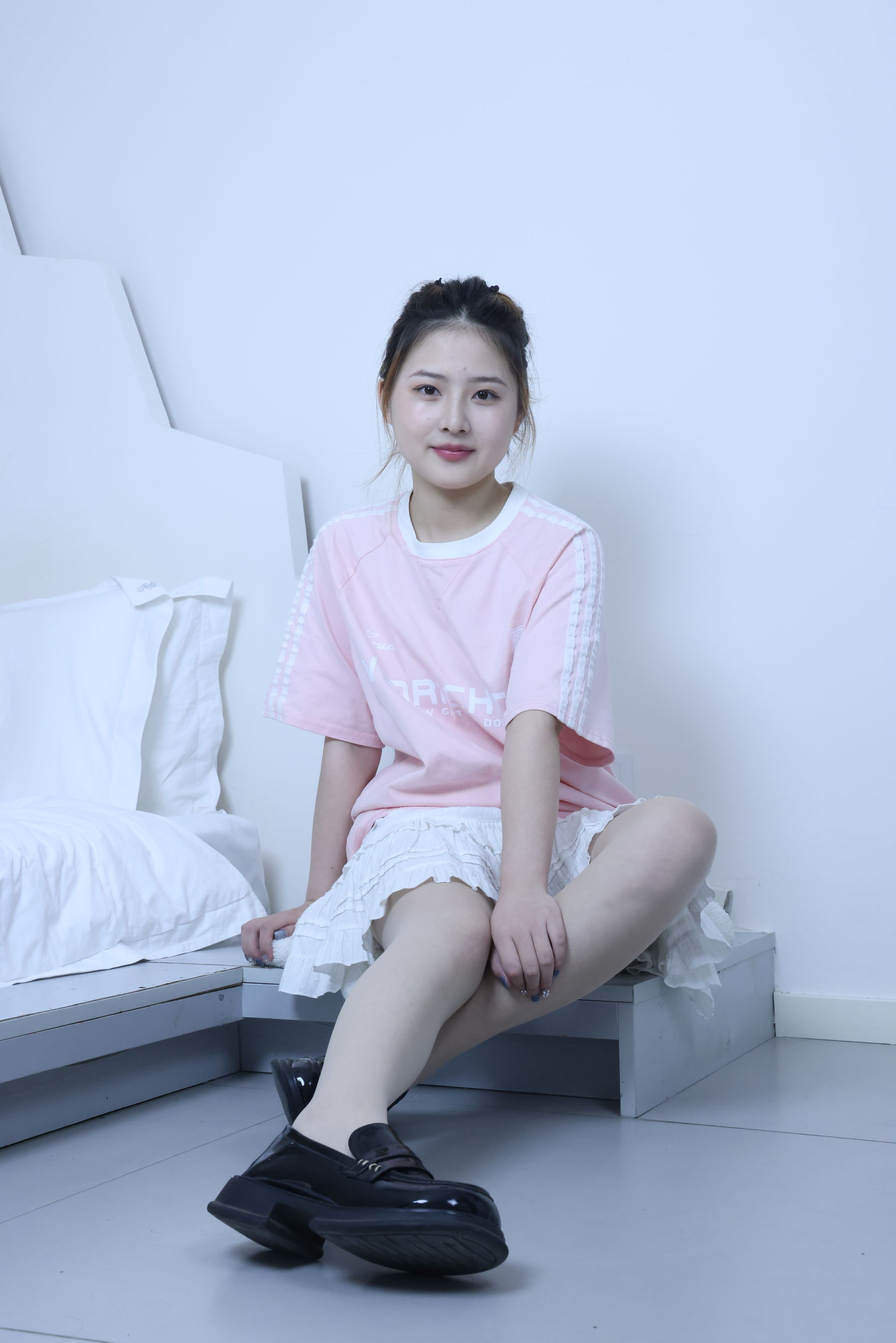 绮梦摄影 2024.09.05 No.017 露露 珍藏无修无水印版/(1150P)