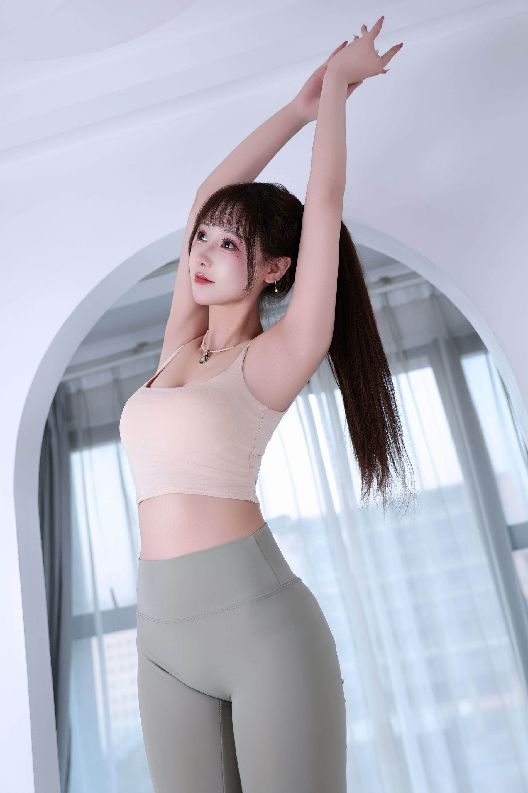 羽生三未 图集 - 瑜伽姐姐/(42P)