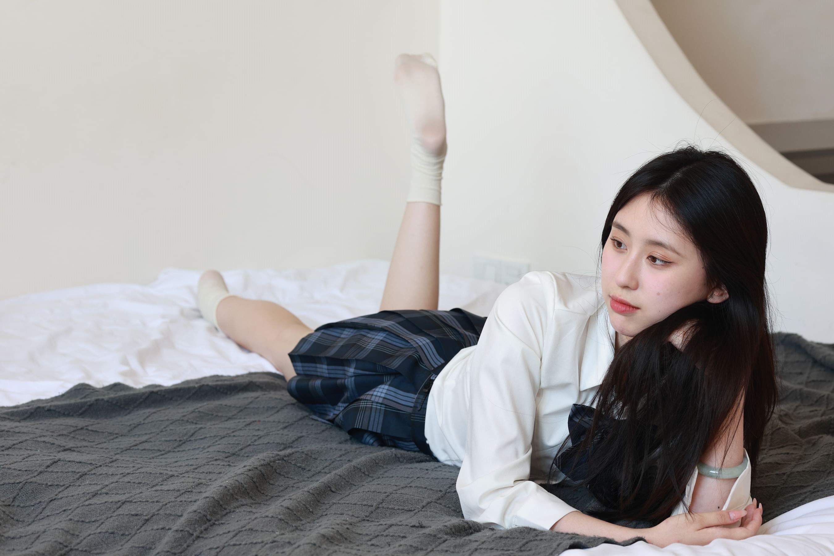 绮梦摄影 2024.09.06 No.018 yaya 珍藏无修无水印版/(677P)