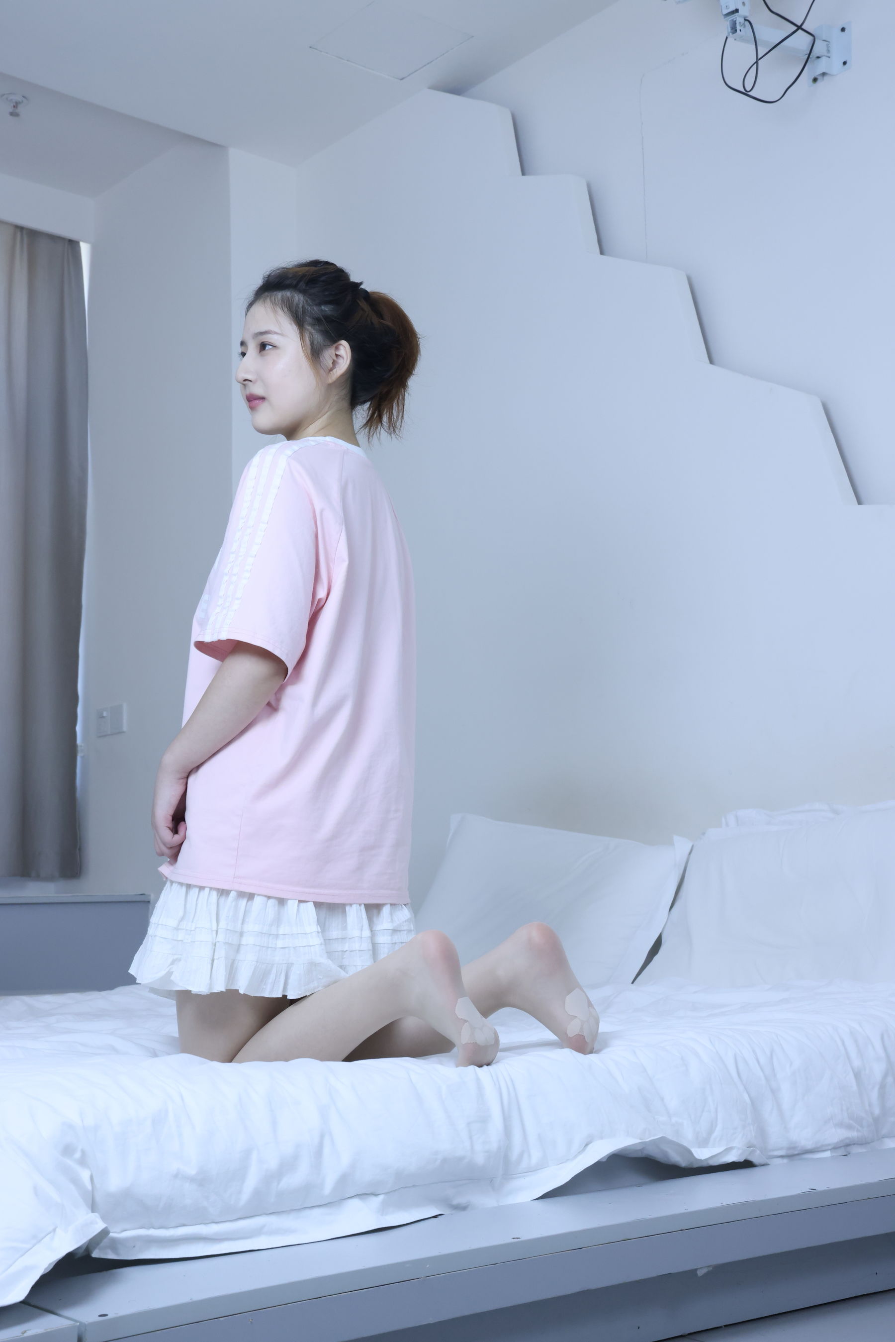 绮梦摄影 2024.09.05 No.017 露露 珍藏无修无水印版/(1150P)