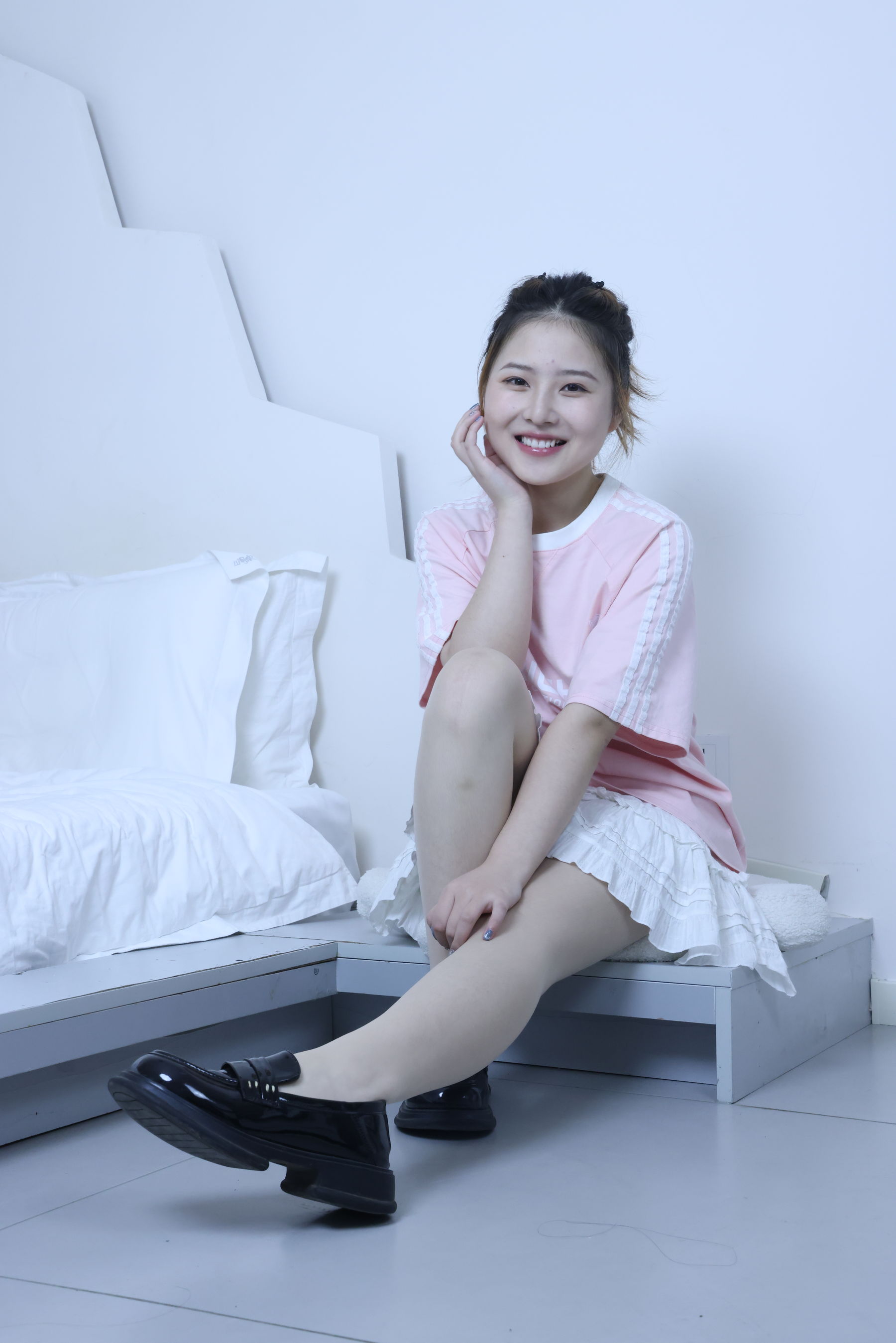 绮梦摄影 2024.09.05 No.017 露露 珍藏无修无水印版/(1150P)