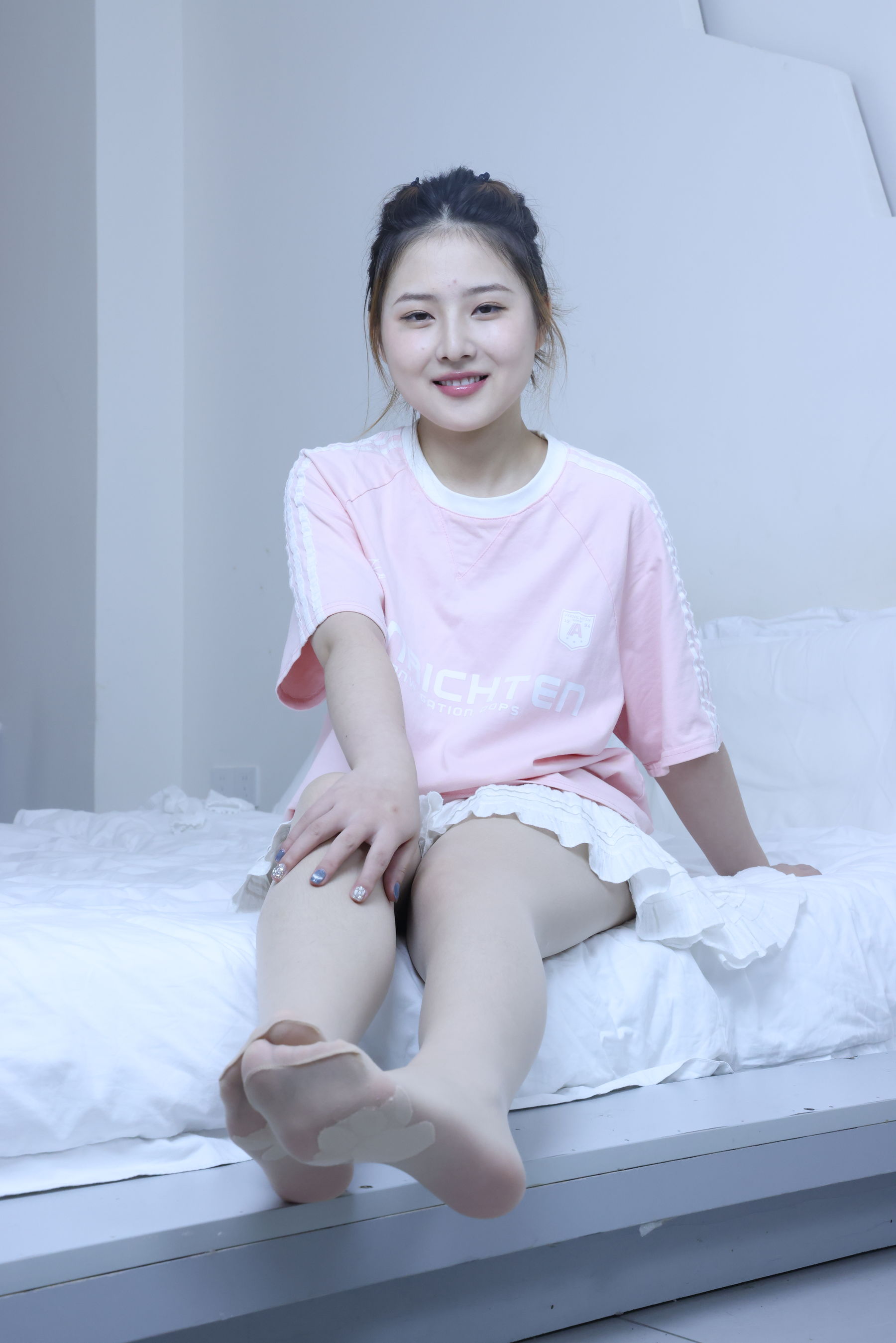 绮梦摄影 2024.09.05 No.017 露露 珍藏无修无水印版/(1150P)