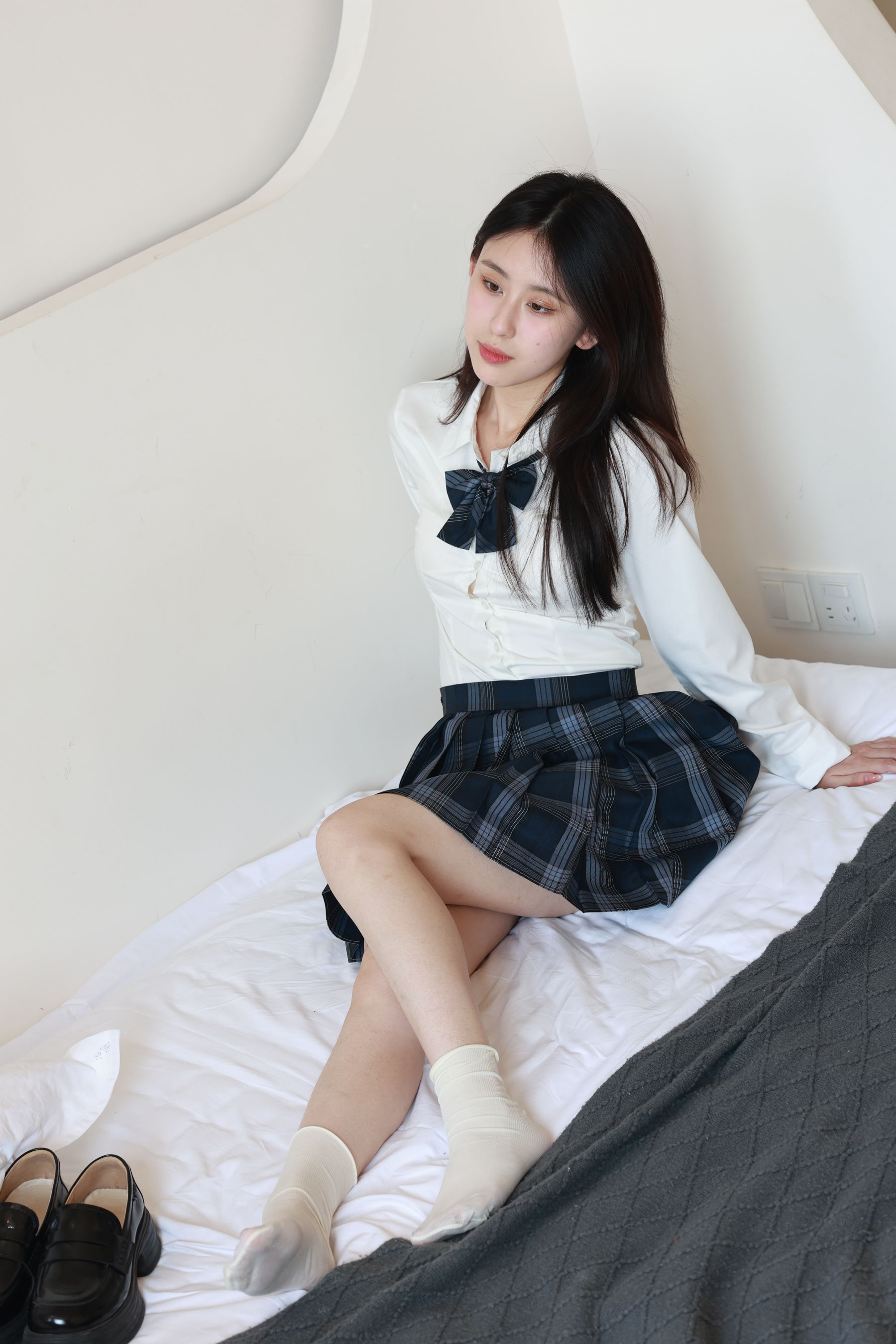 绮梦摄影 2024.09.06 No.018 yaya 珍藏无修无水印版/(677P)