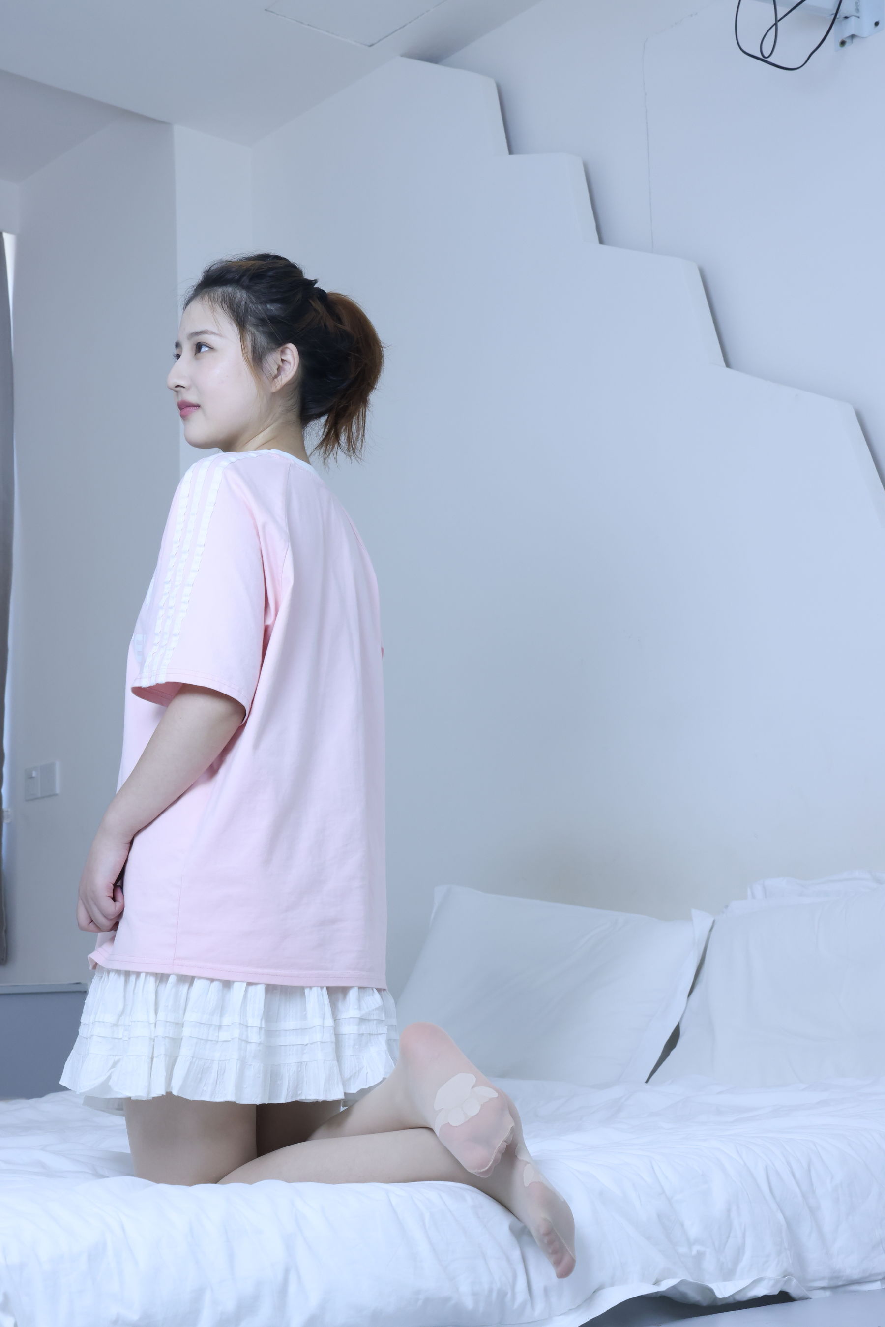 绮梦摄影 2024.09.05 No.017 露露 珍藏无修无水印版/(1150P)