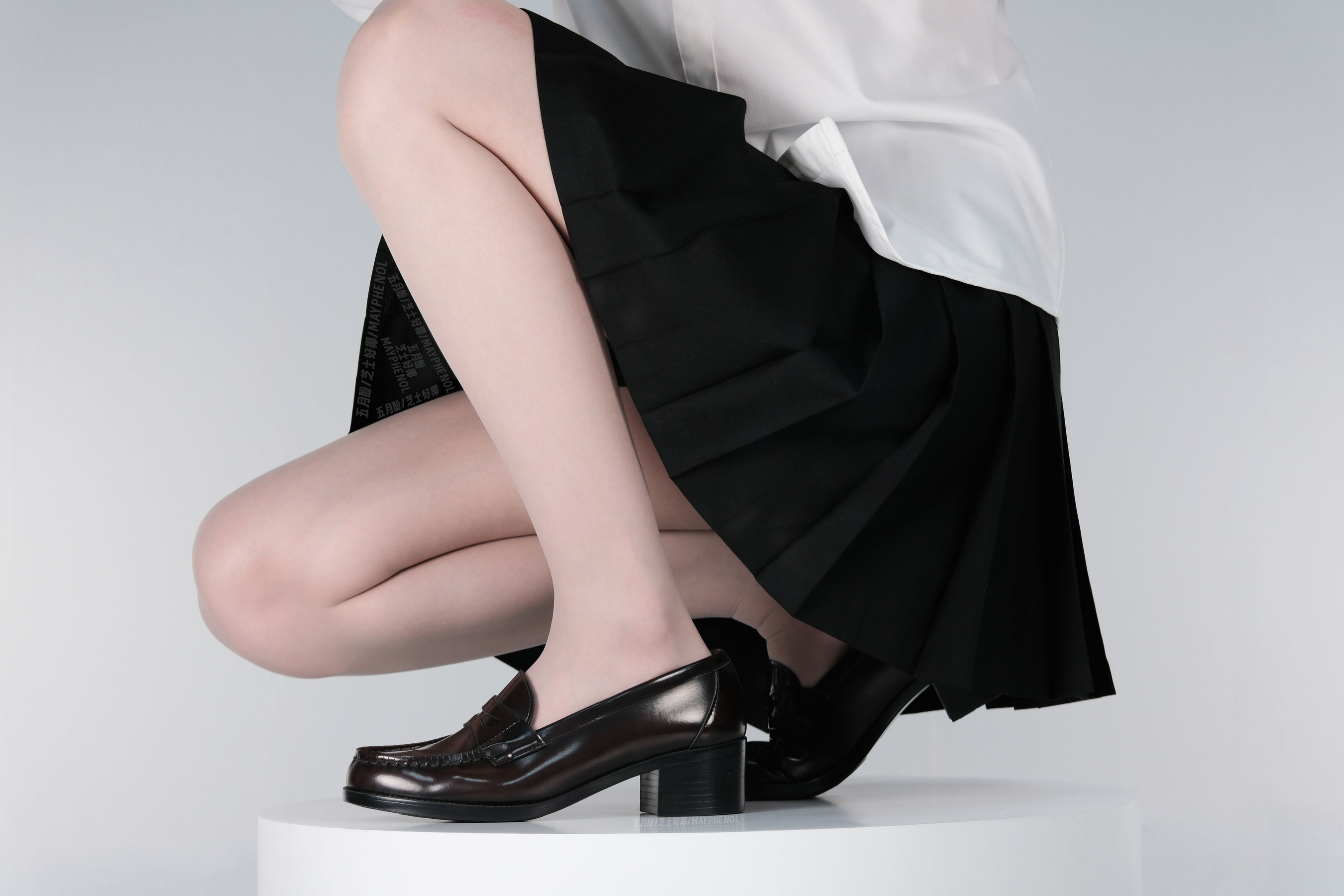 芝士好椰  - 第一次拍薄灰丝/(12P)