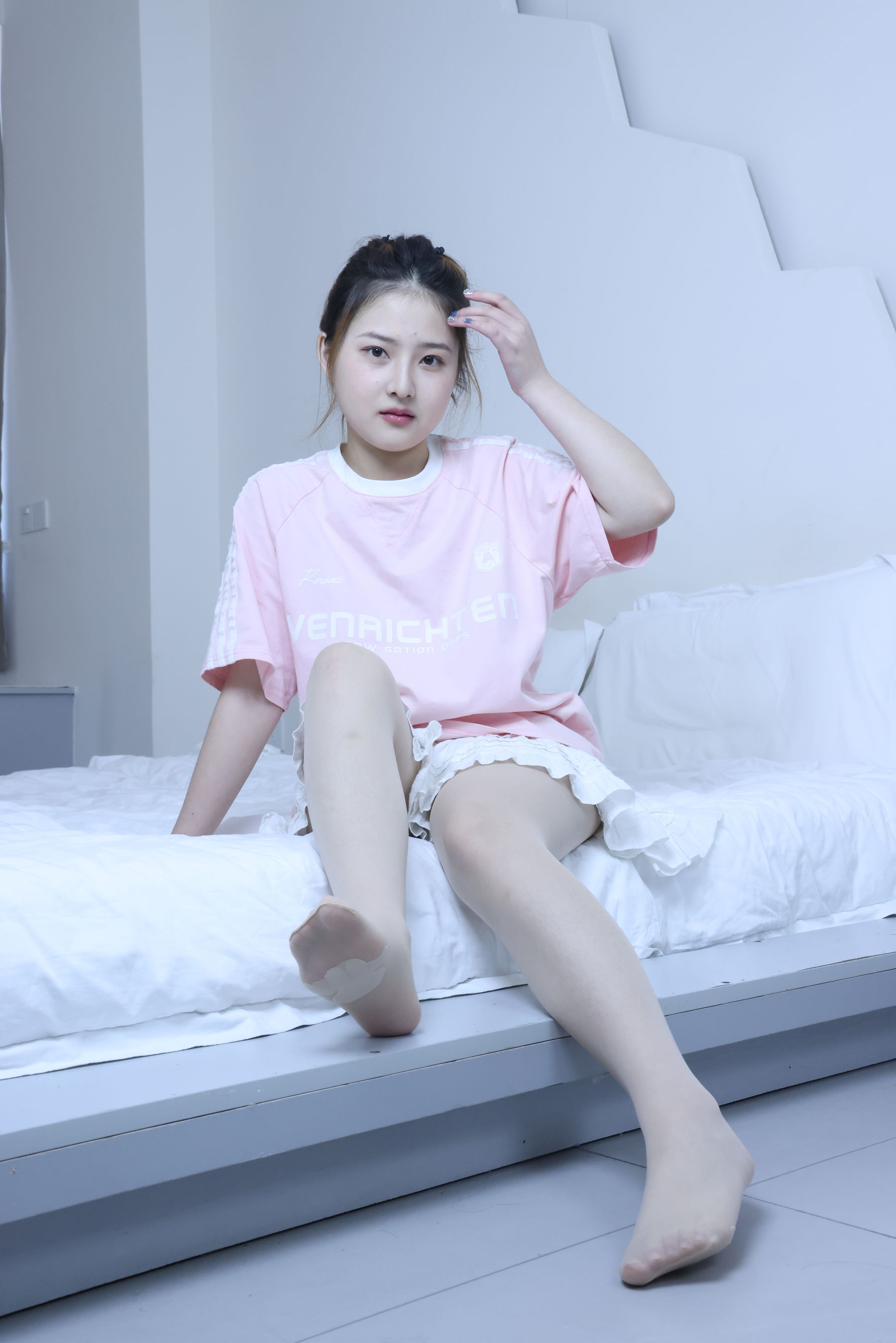 绮梦摄影 2024.09.05 No.017 露露 珍藏无修无水印版/(1150P)