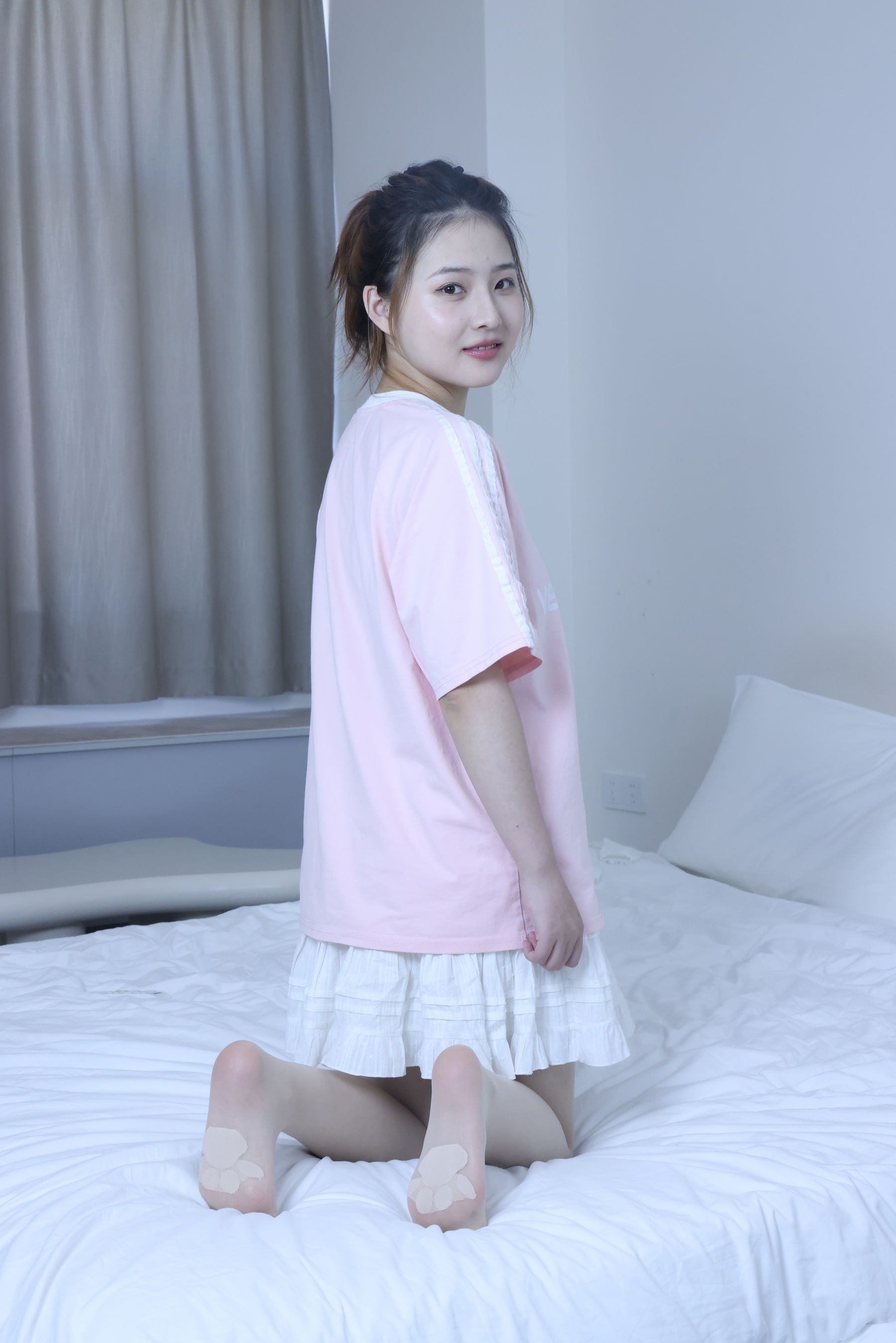 绮梦摄影 2024.09.05 No.017 露露 珍藏无修无水印版/(1150P)