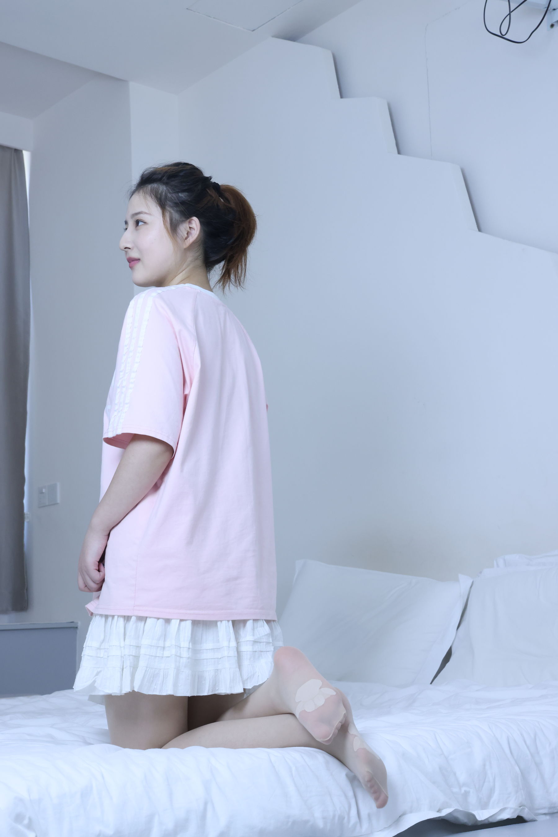 绮梦摄影 2024.09.05 No.017 露露 珍藏无修无水印版/(1150P)