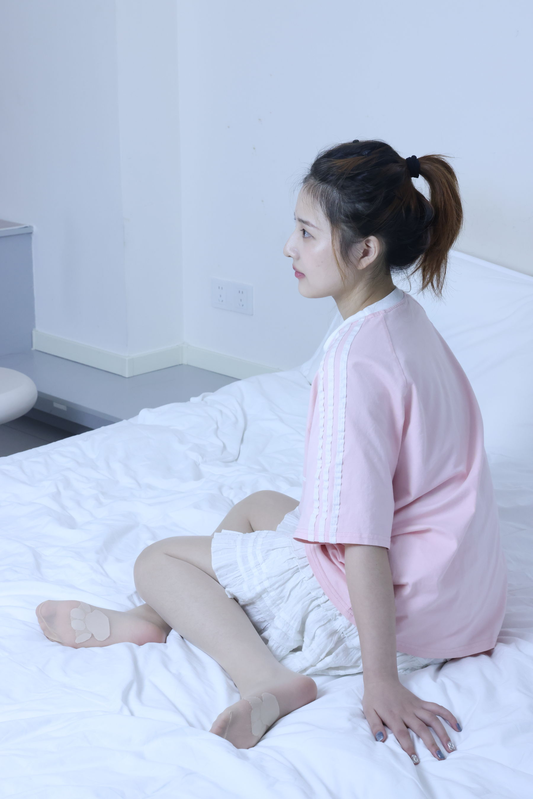 绮梦摄影 2024.09.05 No.017 露露 珍藏无修无水印版/(1150P)