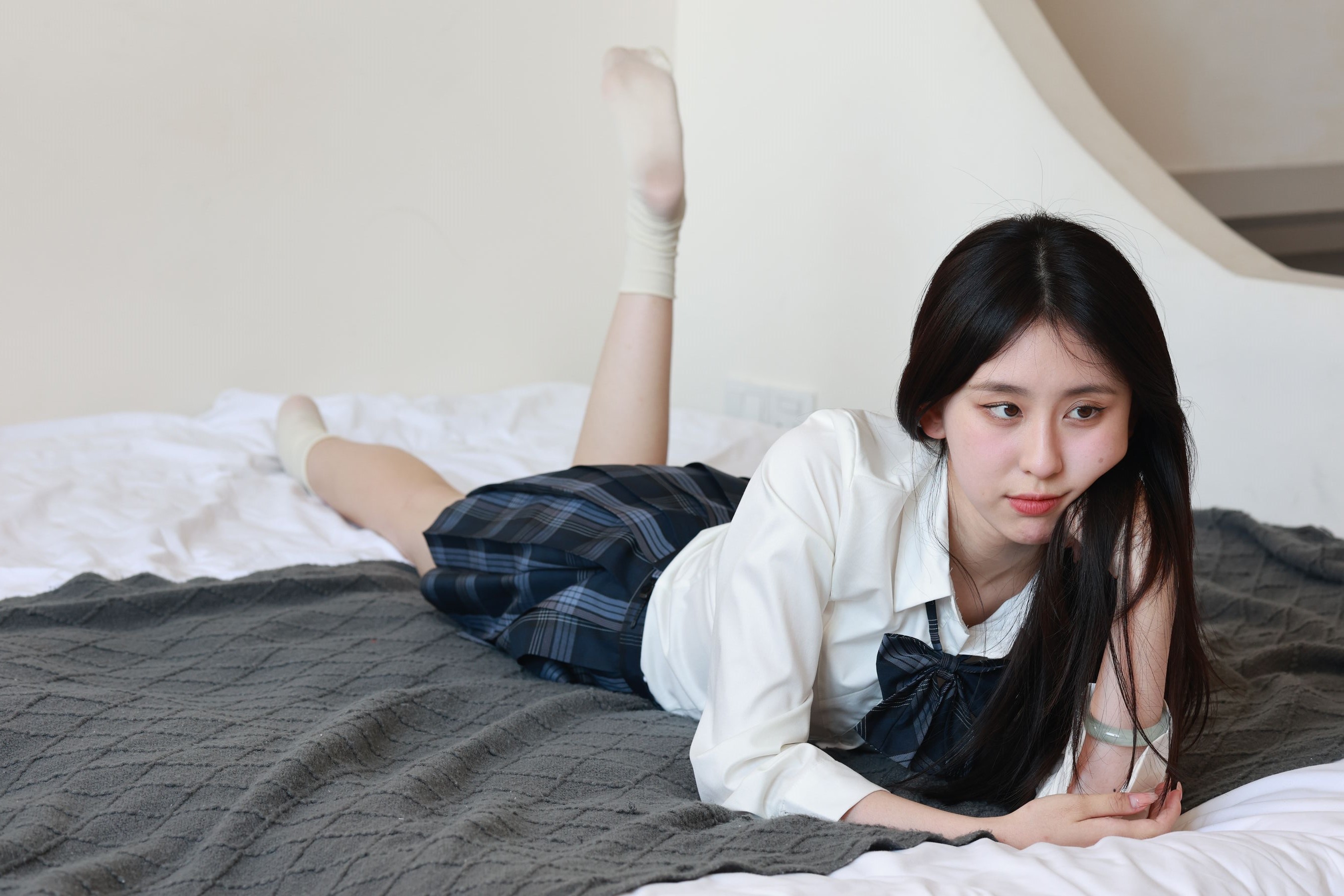 绮梦摄影 2024.09.06 No.018 yaya 珍藏无修无水印版/(677P)