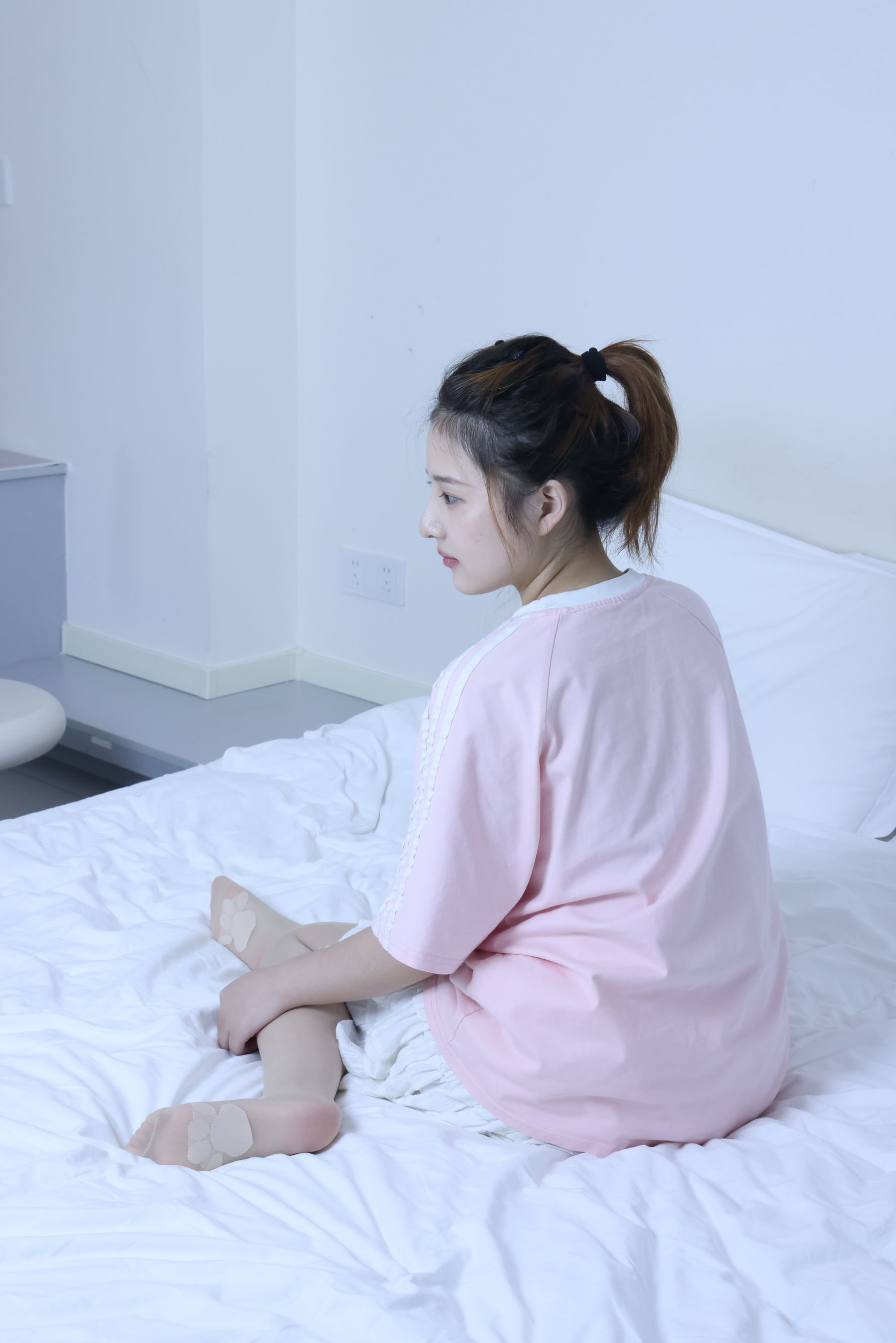 绮梦摄影 2024.09.05 No.017 露露 珍藏无修无水印版/(1150P)