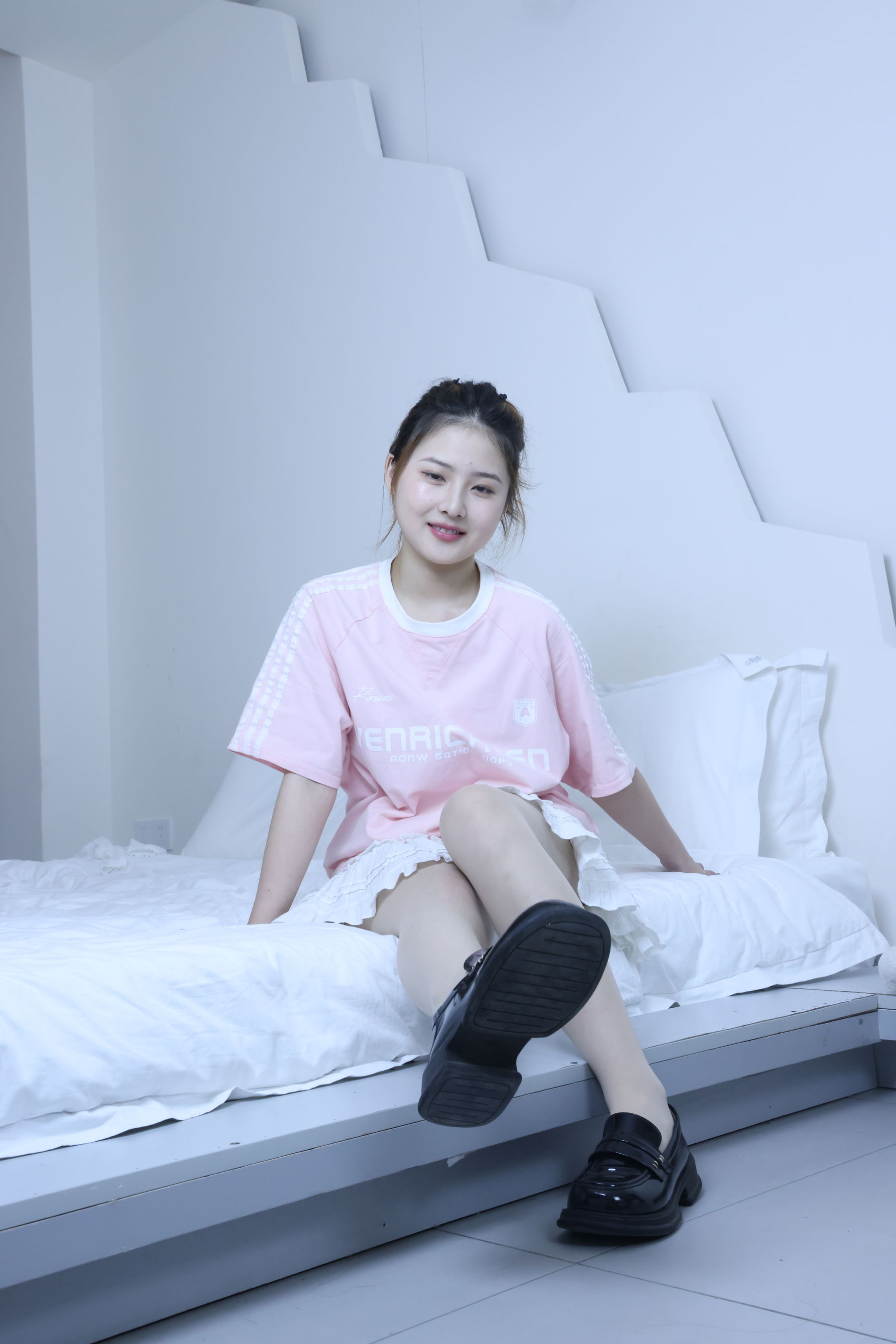 绮梦摄影 2024.09.05 No.017 露露 珍藏无修无水印版/(1150P)