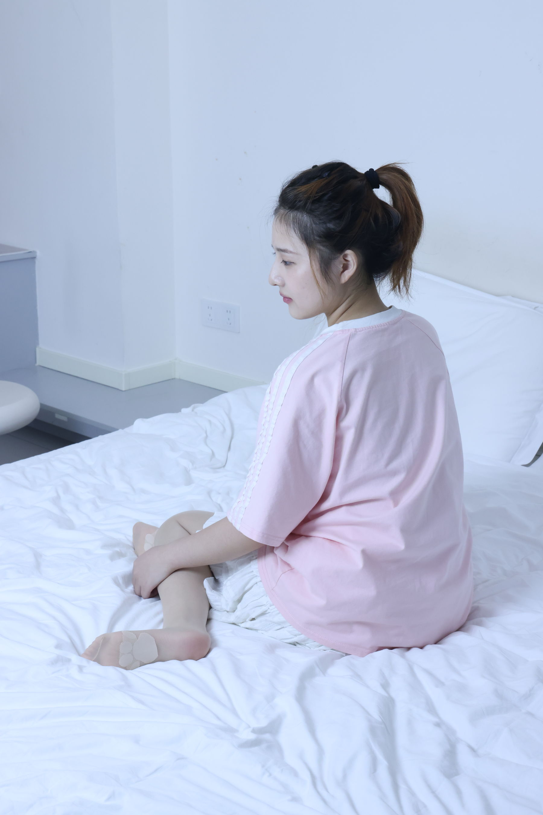 绮梦摄影 2024.09.05 No.017 露露 珍藏无修无水印版/(1150P)