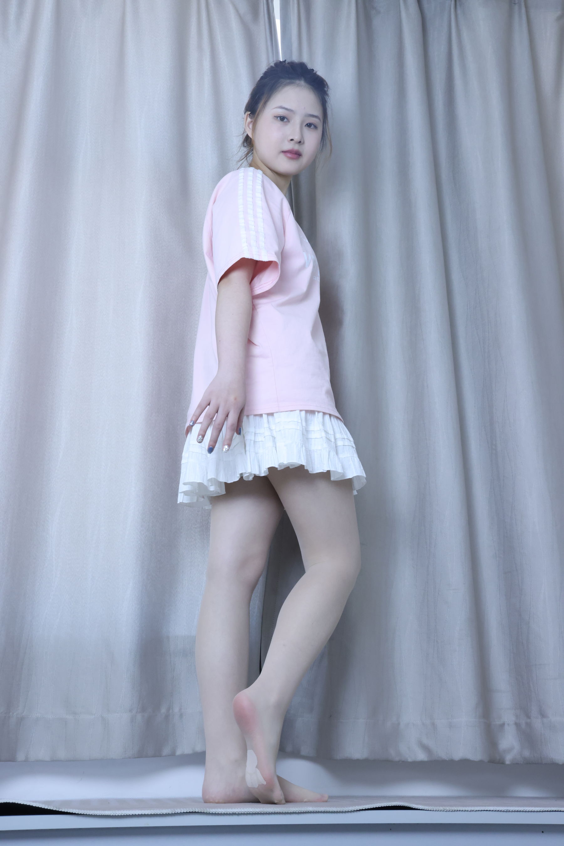 绮梦摄影 2024.09.05 No.017 露露 珍藏无修无水印版/(1150P)