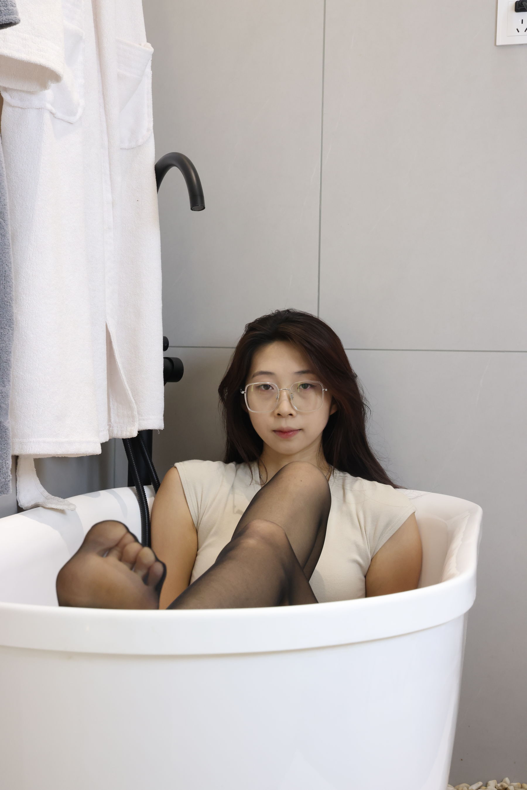 绮梦摄影 2024.09.03 No.015 秋月 珍藏无修无水印版/(867P)