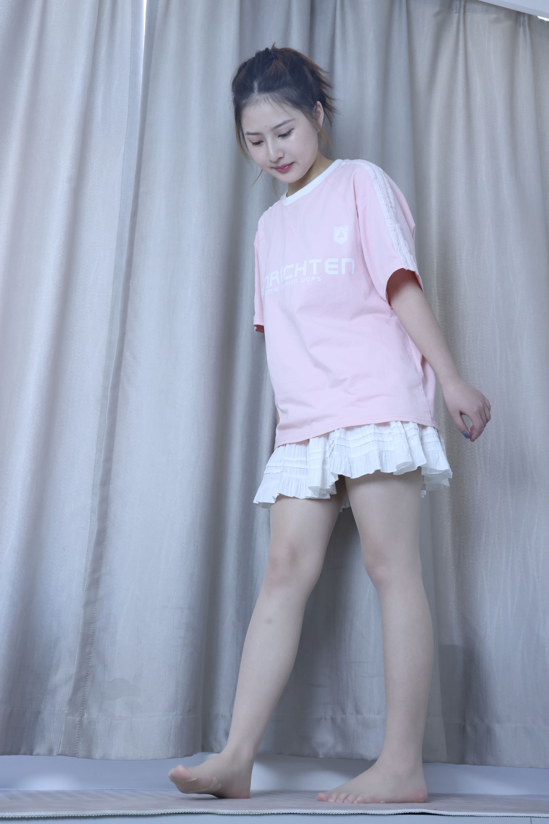 绮梦摄影 2024.09.05 No.017 露露 珍藏无修无水印版/(1150P)