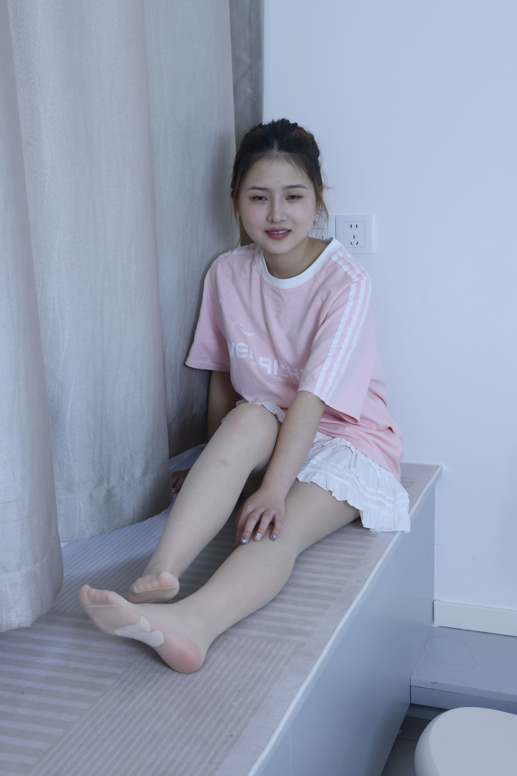 绮梦摄影 2024.09.05 No.017 露露 珍藏无修无水印版/(1150P)