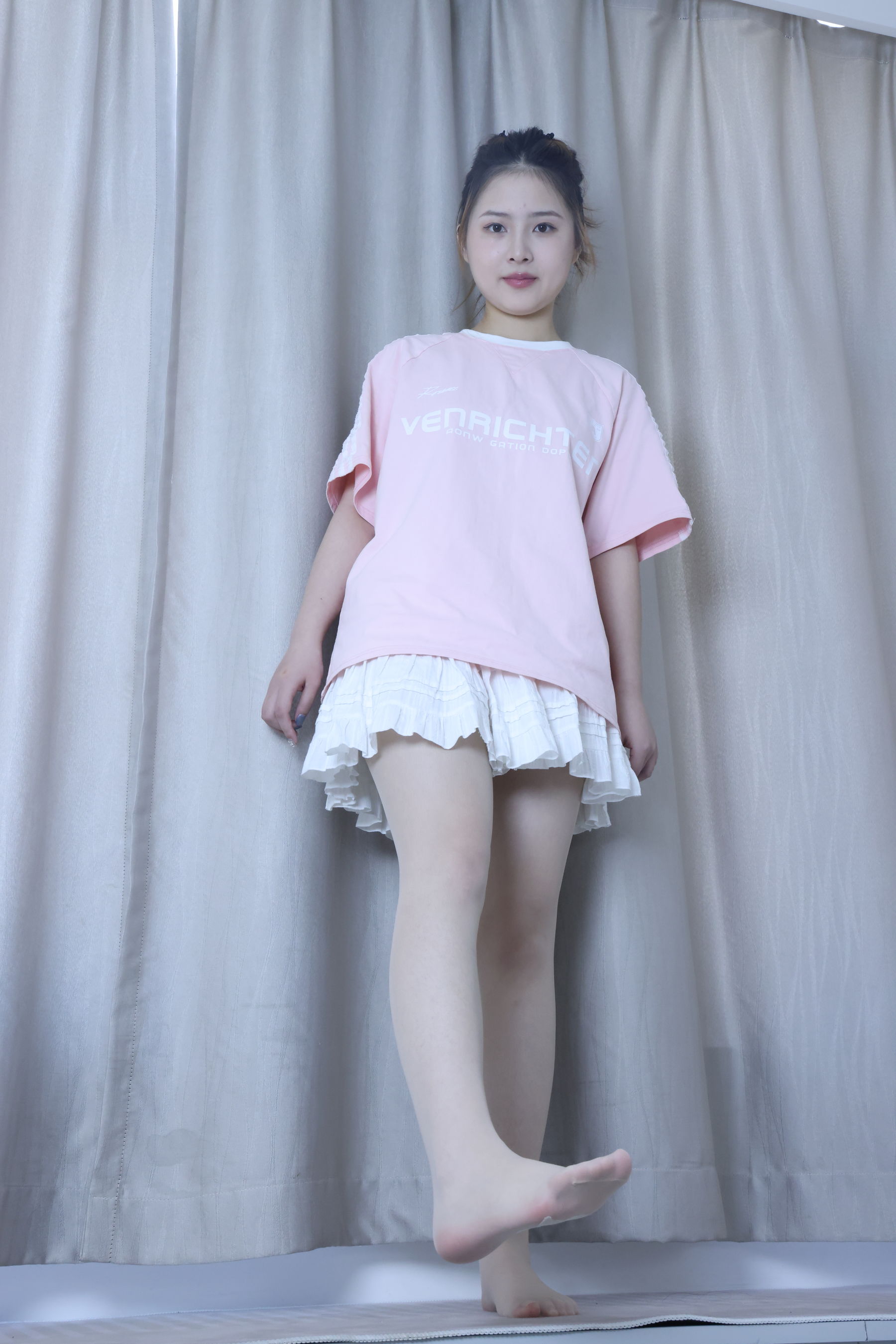 绮梦摄影 2024.09.05 No.017 露露 珍藏无修无水印版/(1150P)