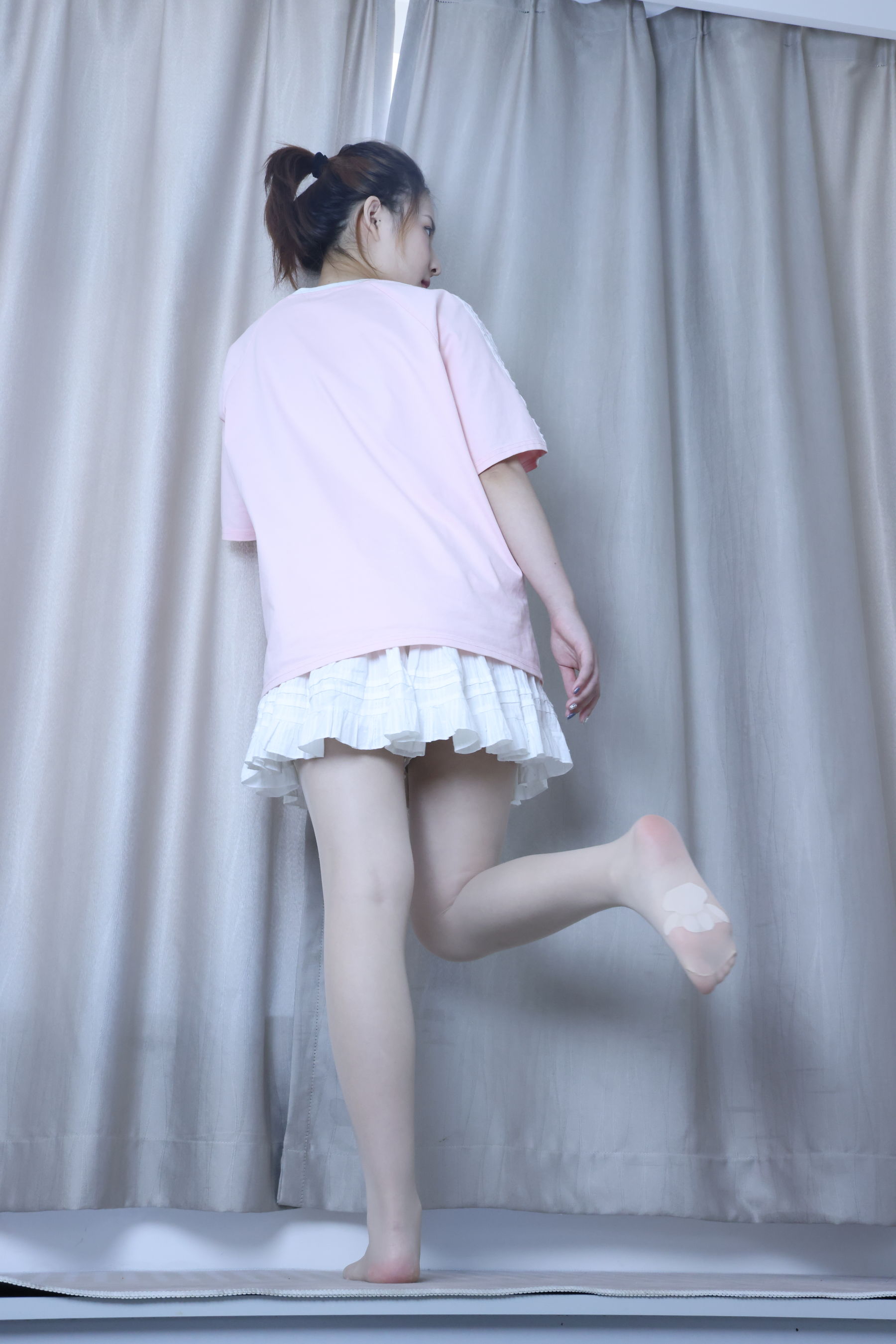 绮梦摄影 2024.09.05 No.017 露露 珍藏无修无水印版/(1150P)