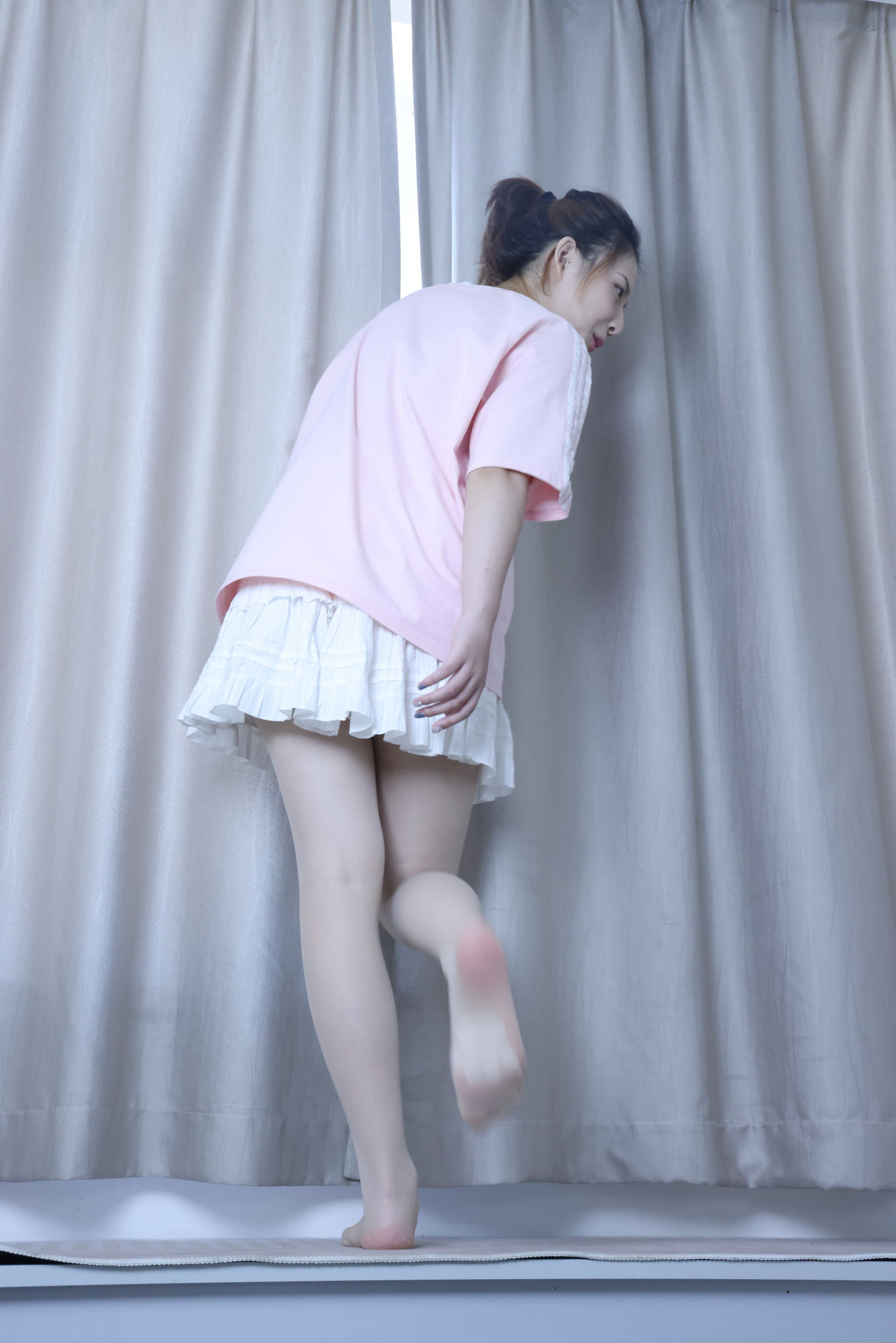 绮梦摄影 2024.09.05 No.017 露露 珍藏无修无水印版/(1150P)