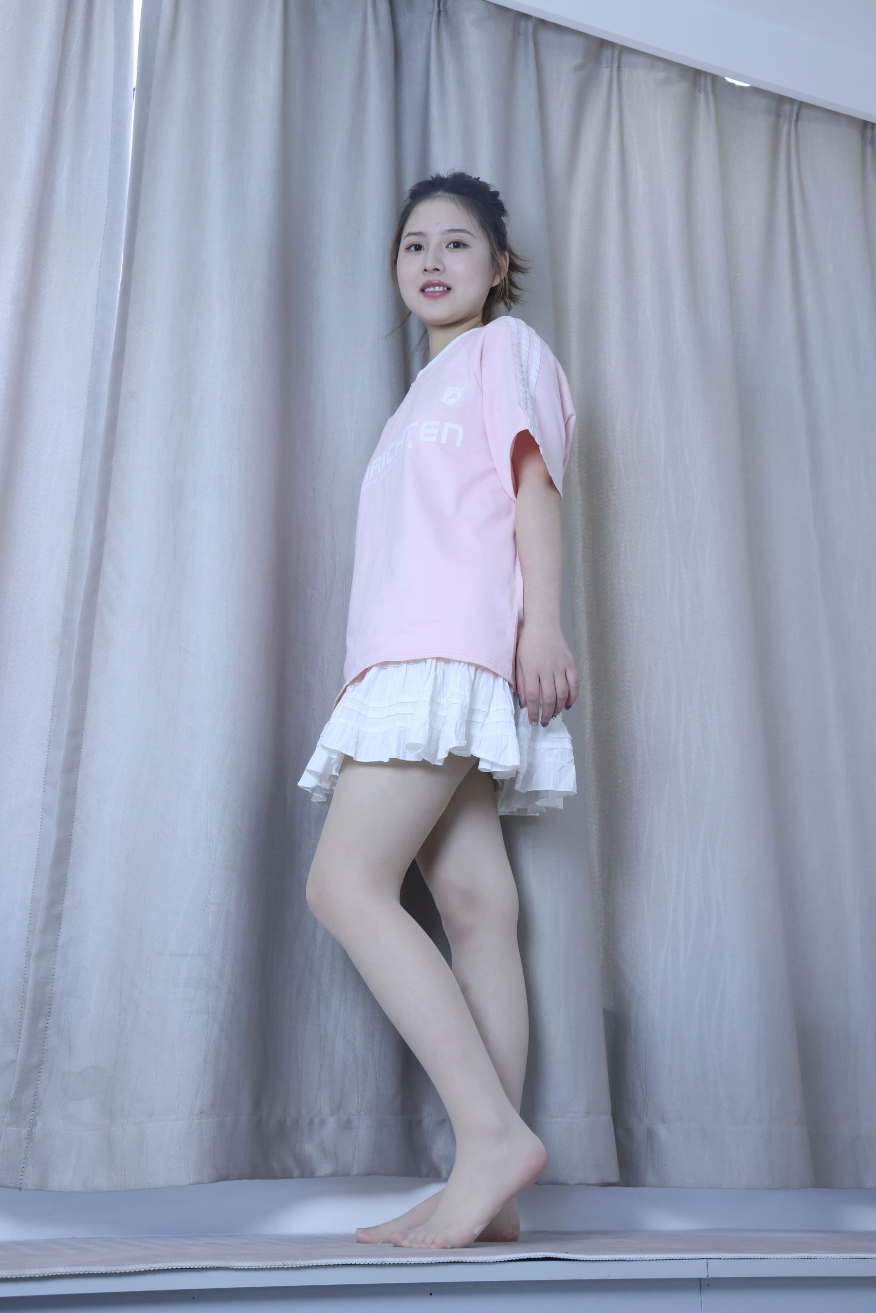 绮梦摄影 2024.09.05 No.017 露露 珍藏无修无水印版/(1150P)