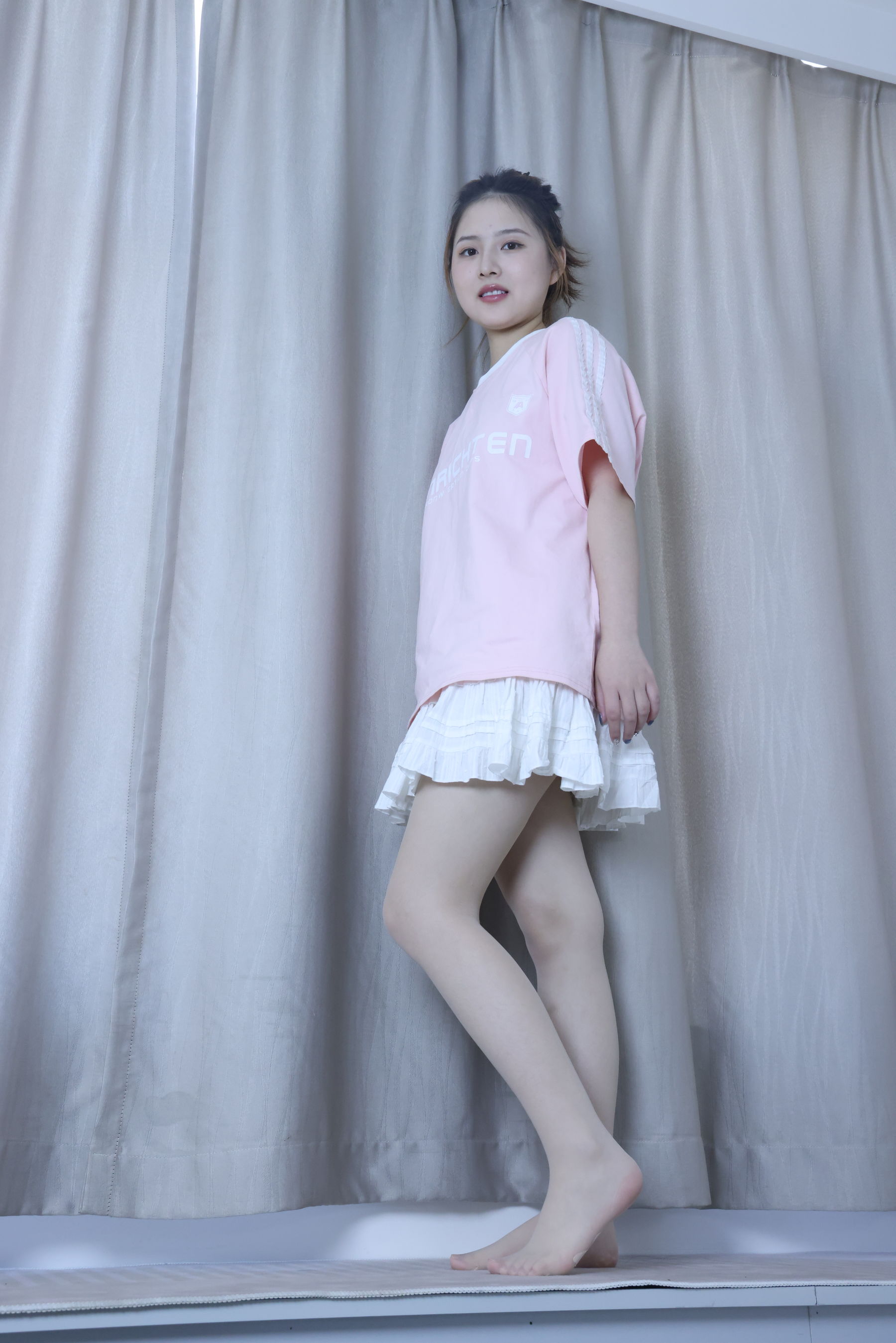 绮梦摄影 2024.09.05 No.017 露露 珍藏无修无水印版/(1150P)