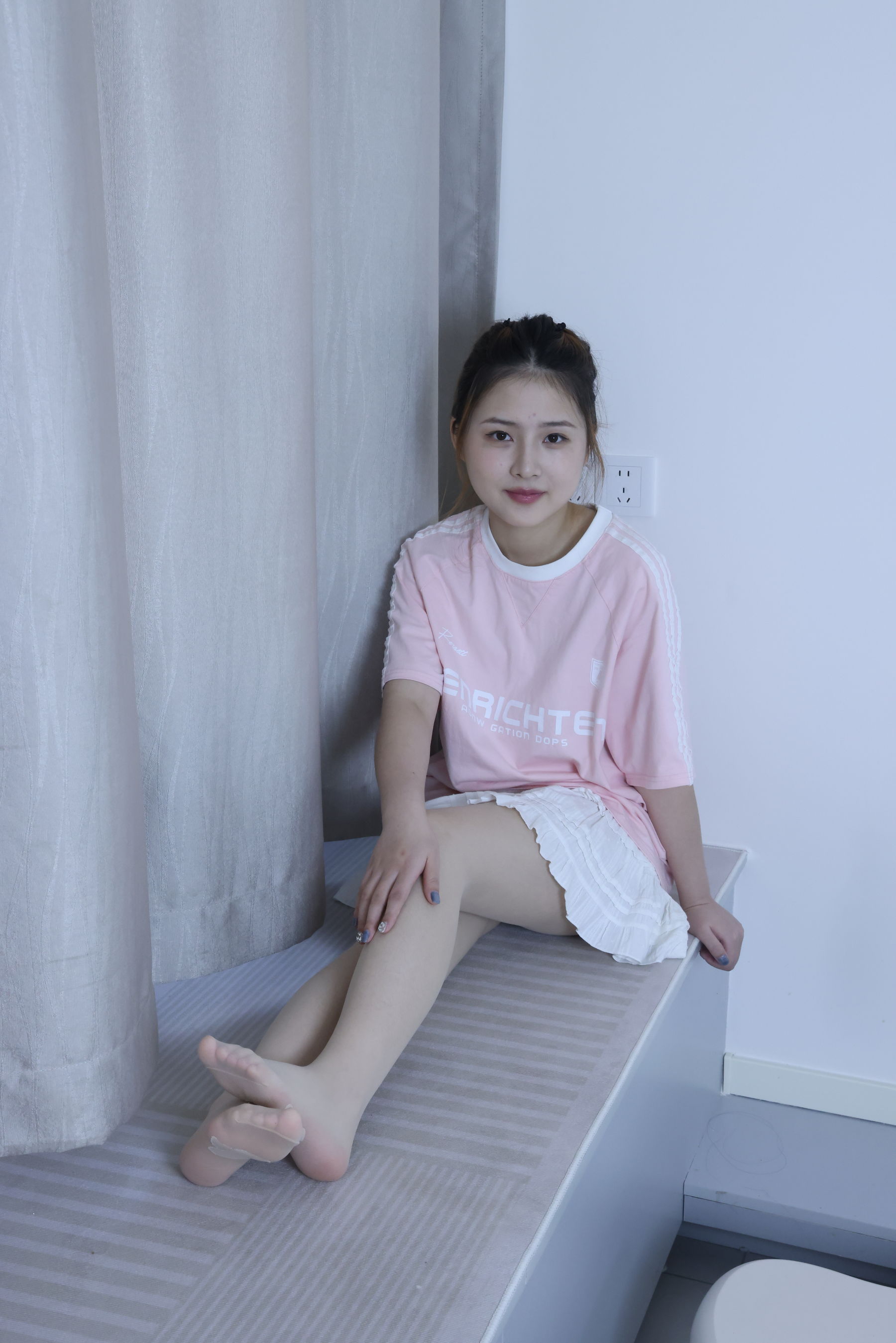 绮梦摄影 2024.09.05 No.017 露露 珍藏无修无水印版/(1150P)