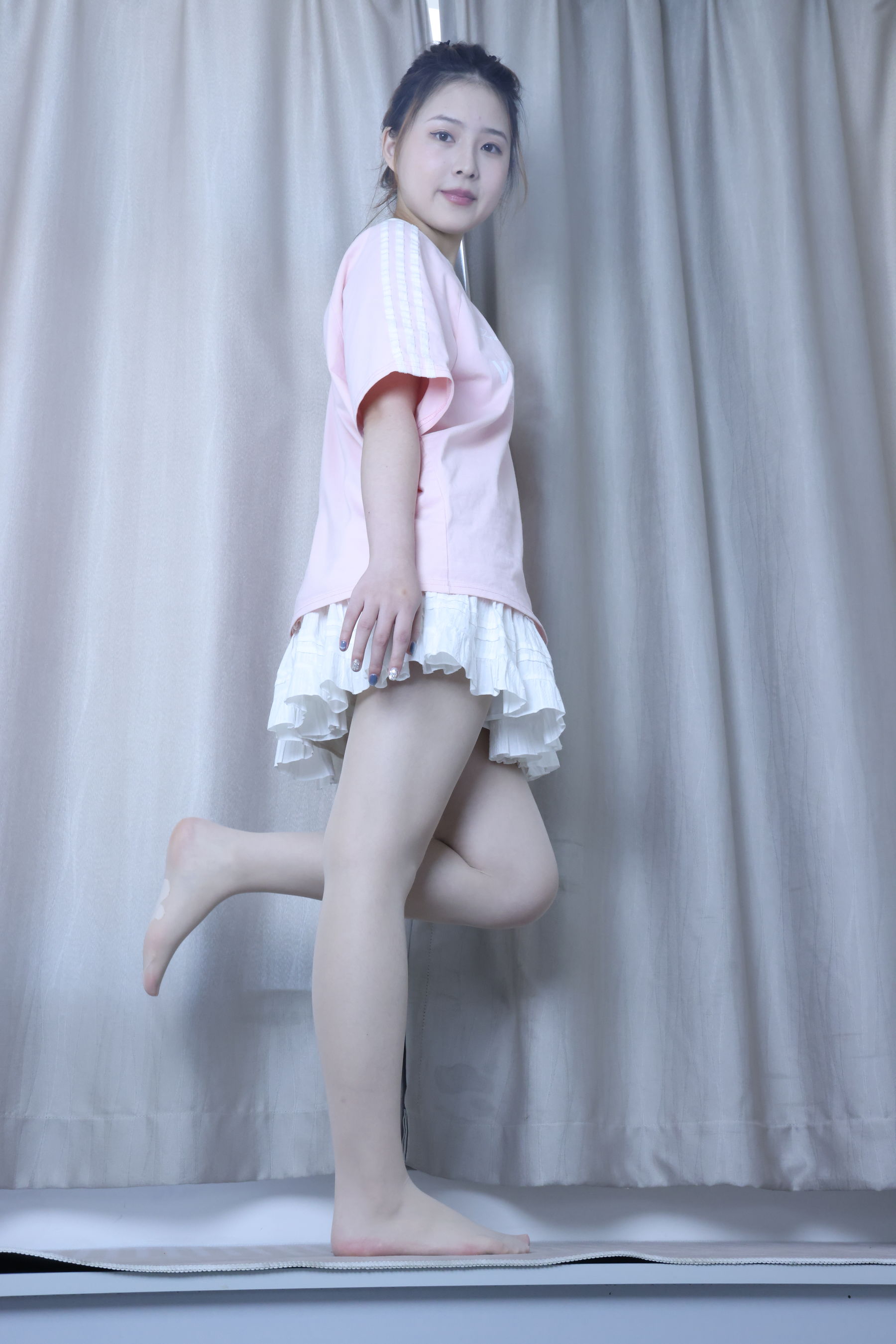 绮梦摄影 2024.09.05 No.017 露露 珍藏无修无水印版/(1150P)