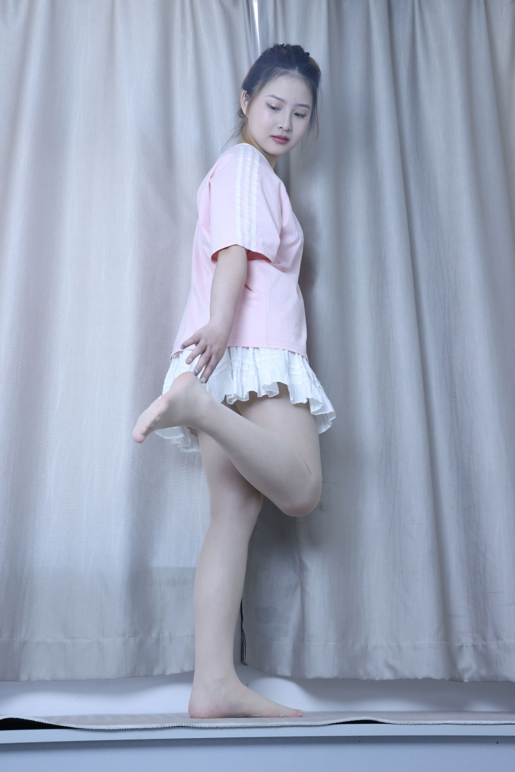 绮梦摄影 2024.09.05 No.017 露露 珍藏无修无水印版/(1150P)