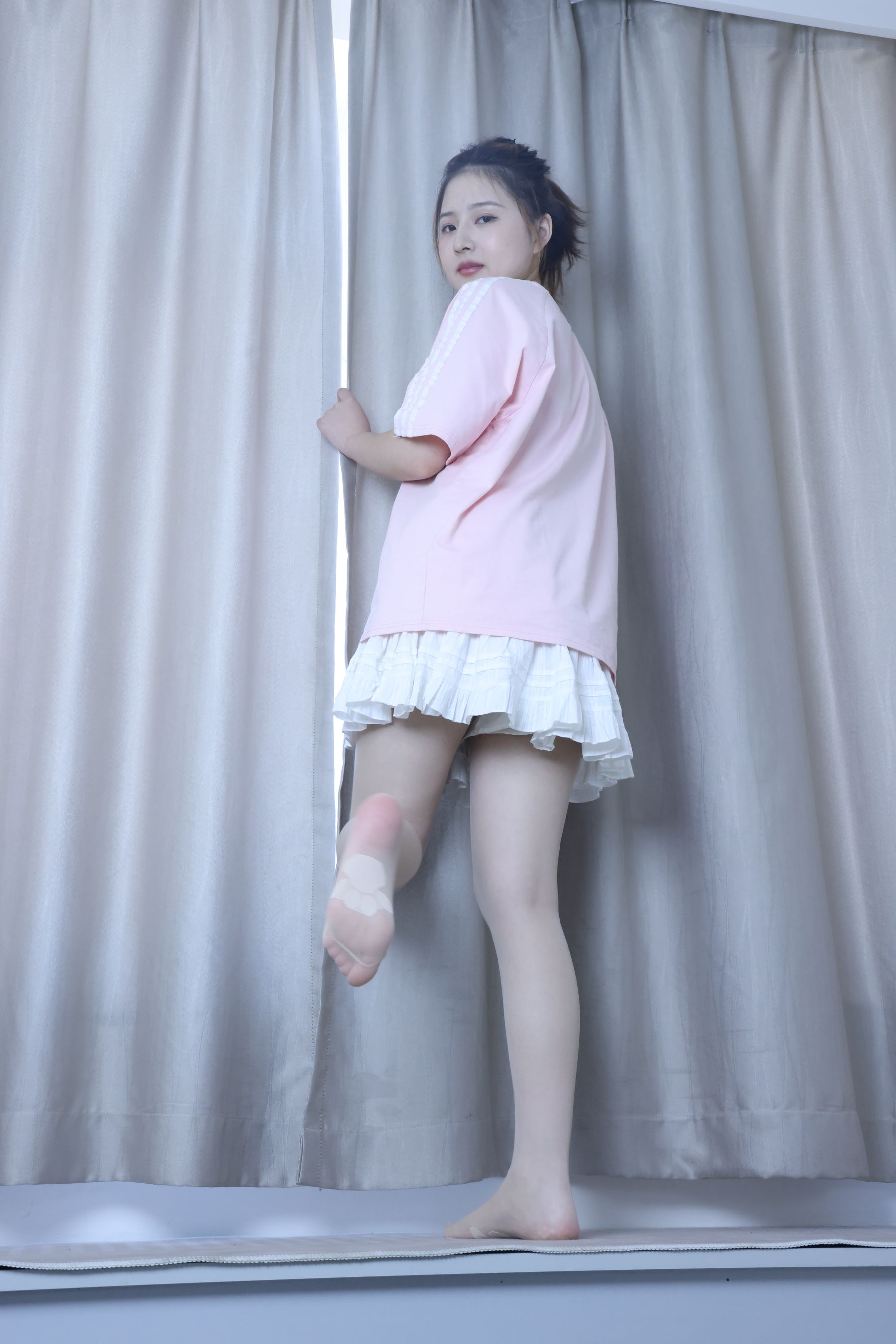 绮梦摄影 2024.09.05 No.017 露露 珍藏无修无水印版/(1150P)