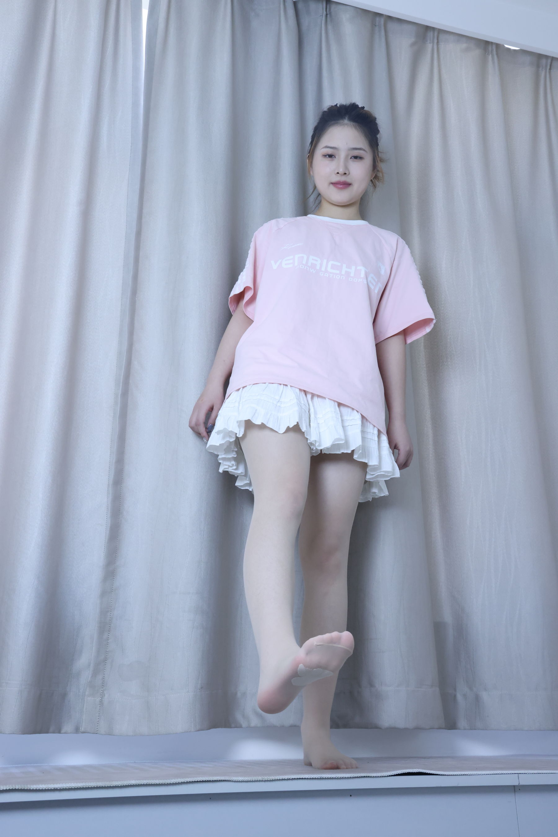 绮梦摄影 2024.09.05 No.017 露露 珍藏无修无水印版/(1150P)