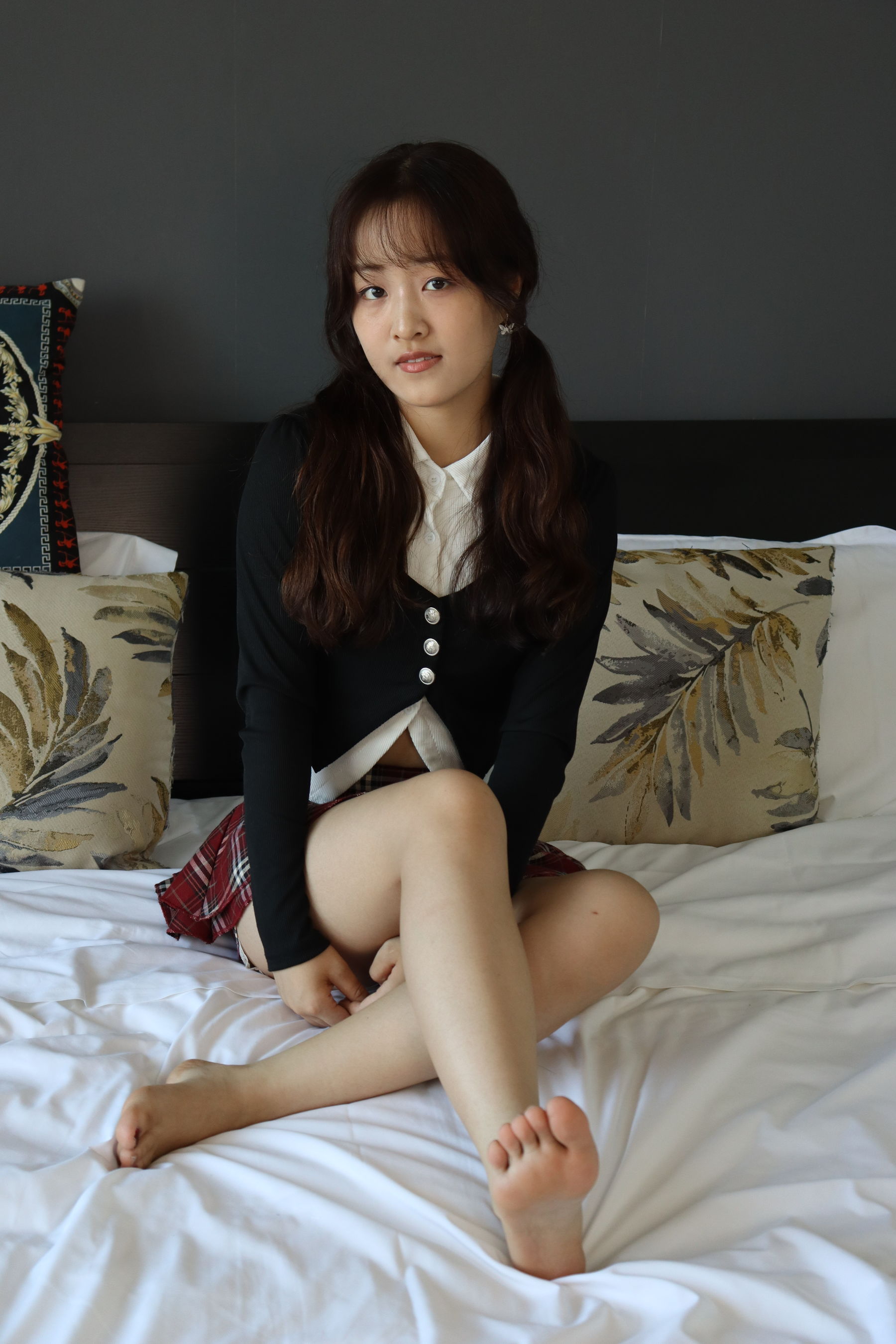 绮梦摄影 2024.08.23 No.004 以凡 珍藏无修无水印版/(313P)