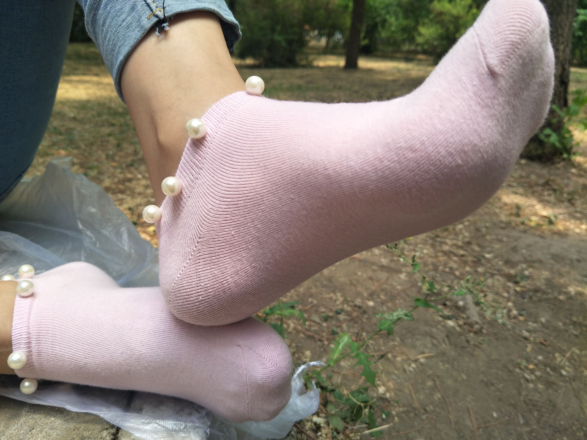 紧身堂妹约出换网袜/(234P)